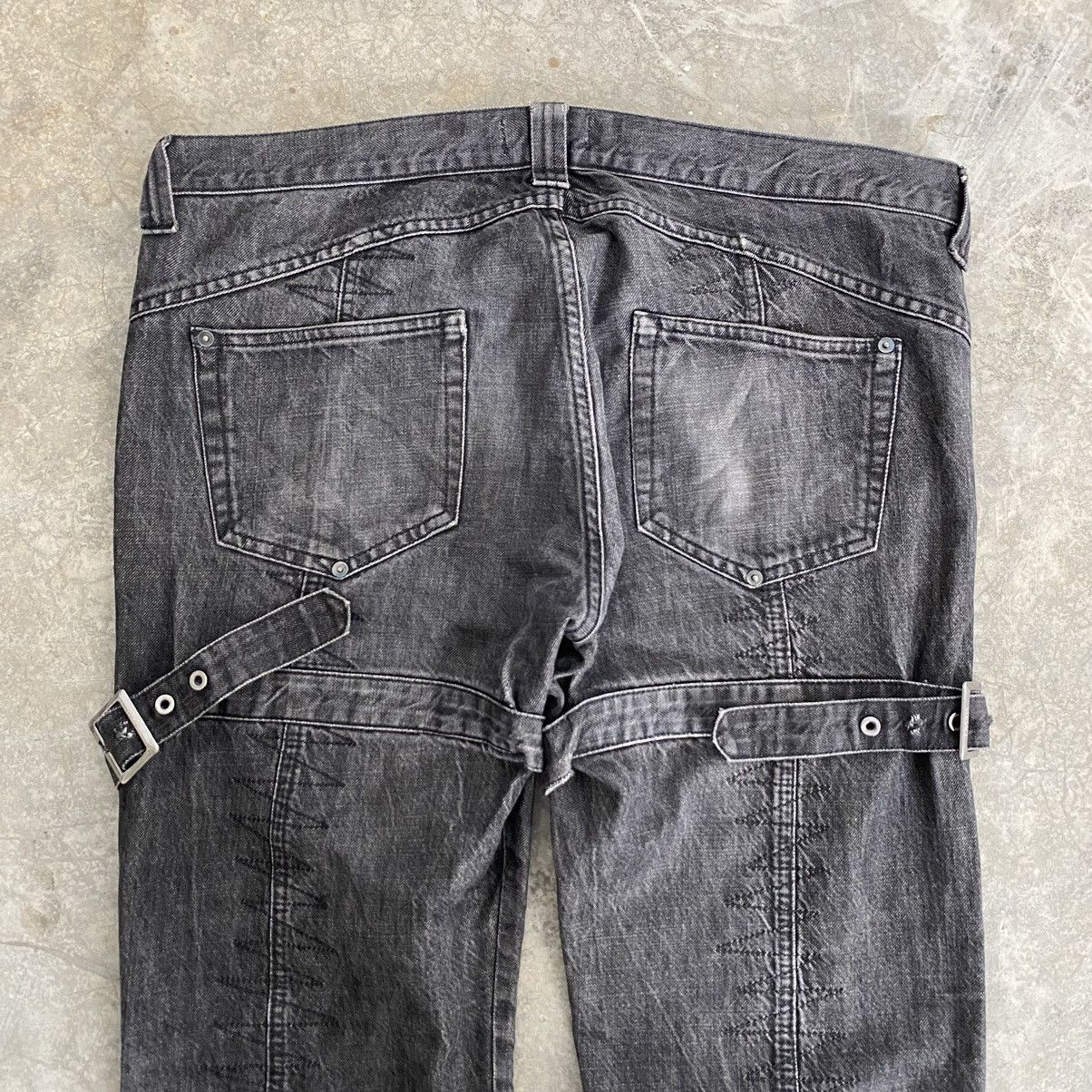 Versace 2004 Archive Versace Sanded Black Bondage Denim Jeans Size US 38 / EU 54 - 21 Thumbnail