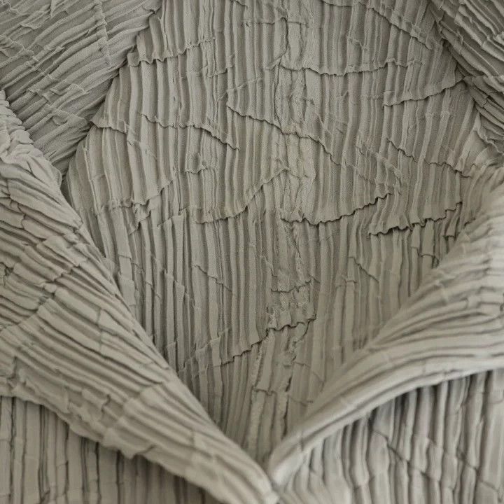 Issey Miyake Issey Miyake size;2 Grey pleated cardigan Size S / US 4 / IT 40 - 6 Thumbnail