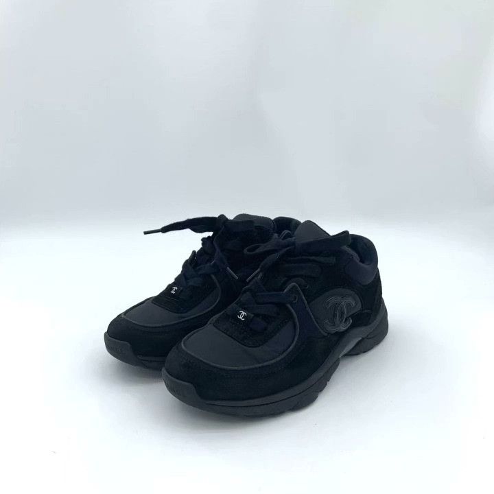 Chanel Chanel Double C Logo Flat Sneakers Size US 6 / IT 36 - 1 Thumbnail