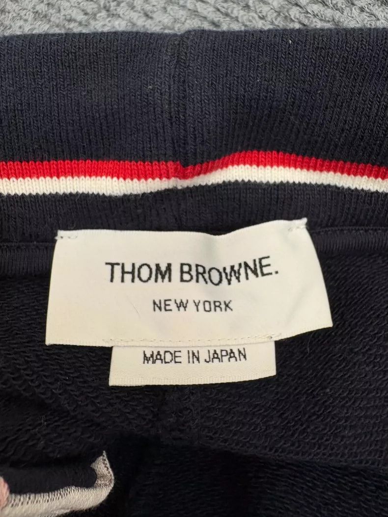 Thom Browne Thom Browne size3 Dark blue trousers with four stripes Size US 27 - 5 Thumbnail