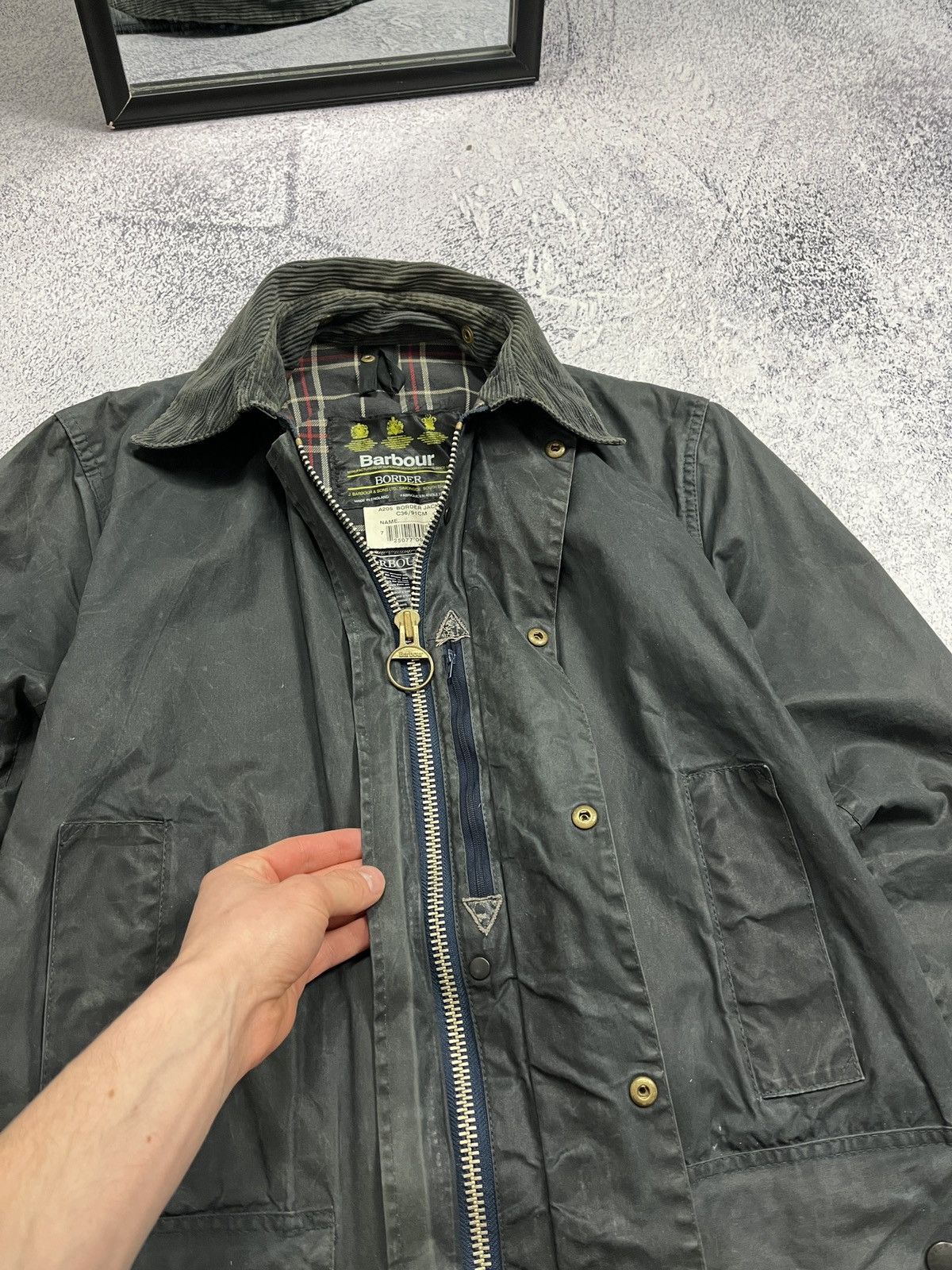 Barbour × Vintage Vintage Barbour A205 Border Waxed Coat Jacket C36/91cm Size US S / EU 44-46 / 1 - 7 Thumbnail