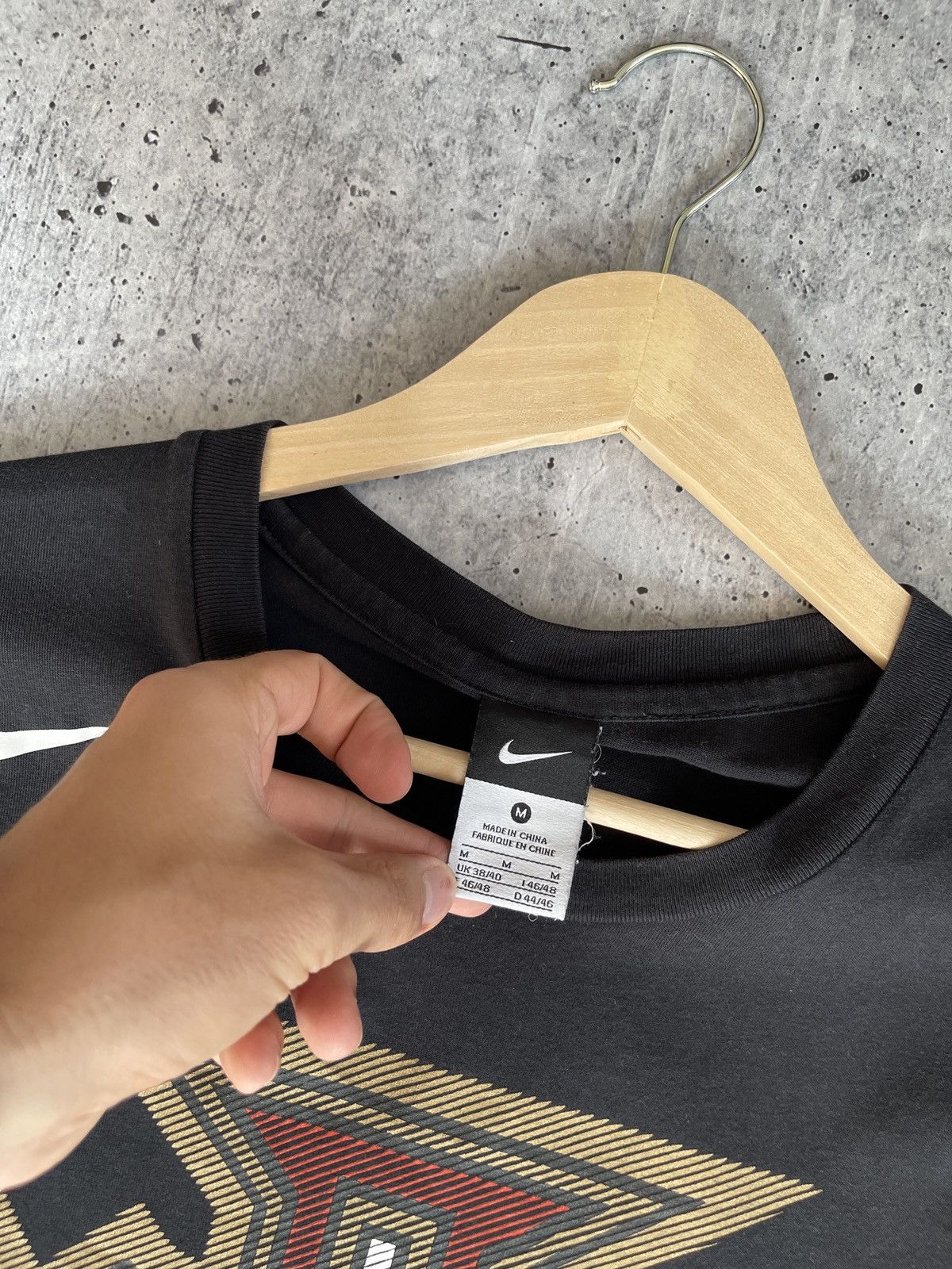 Nike × Vintage Vintage Nike Sports T-Shirt M – Portugal Logo Print Black Size US M / EU 48-50 / 2 - 5 Thumbnail