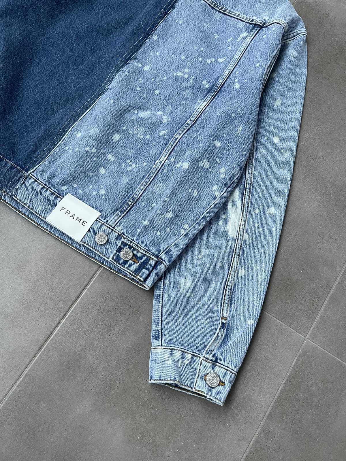 Frame !DS! SS23 Frame Half Bleached Blue Denim Jacket Size US M / EU 48-50 / 2 - 16 Thumbnail