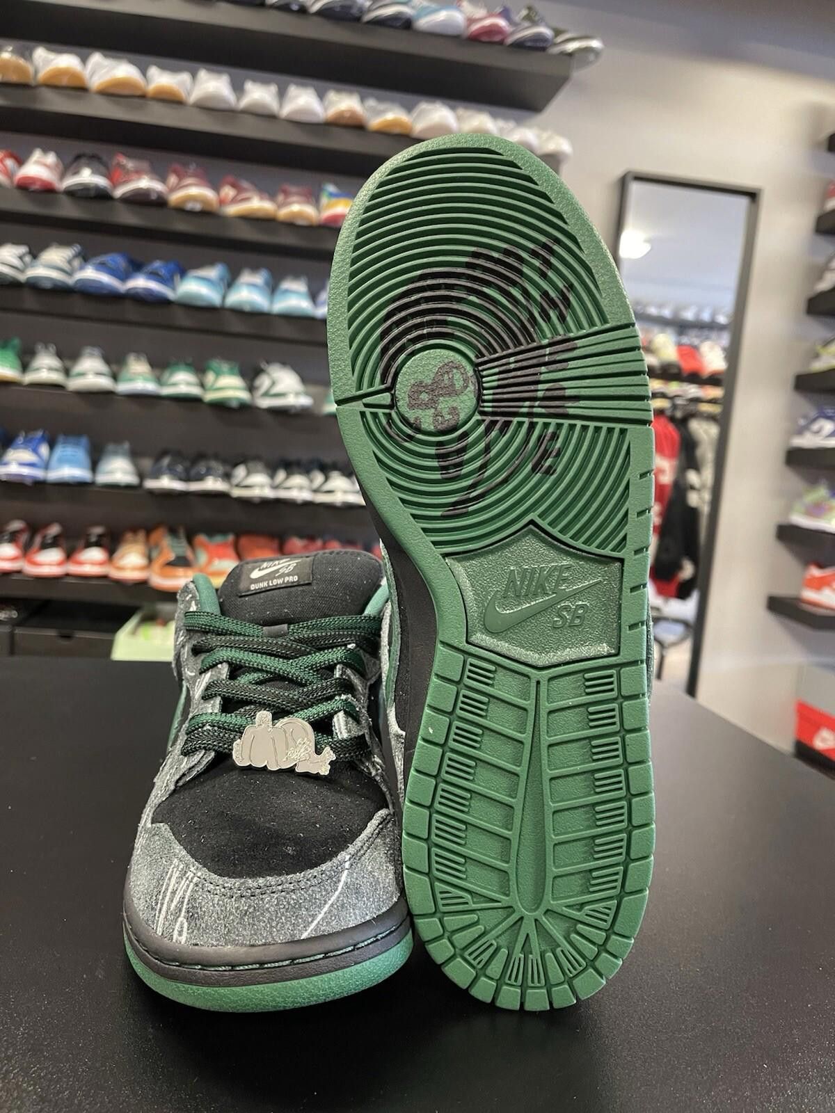 Nike Size 11.5 - Nike THERE Skateboards x Dunk SB Ultra Humanized Size US 11.5 / EU 44-45 - 9 Thumbnail