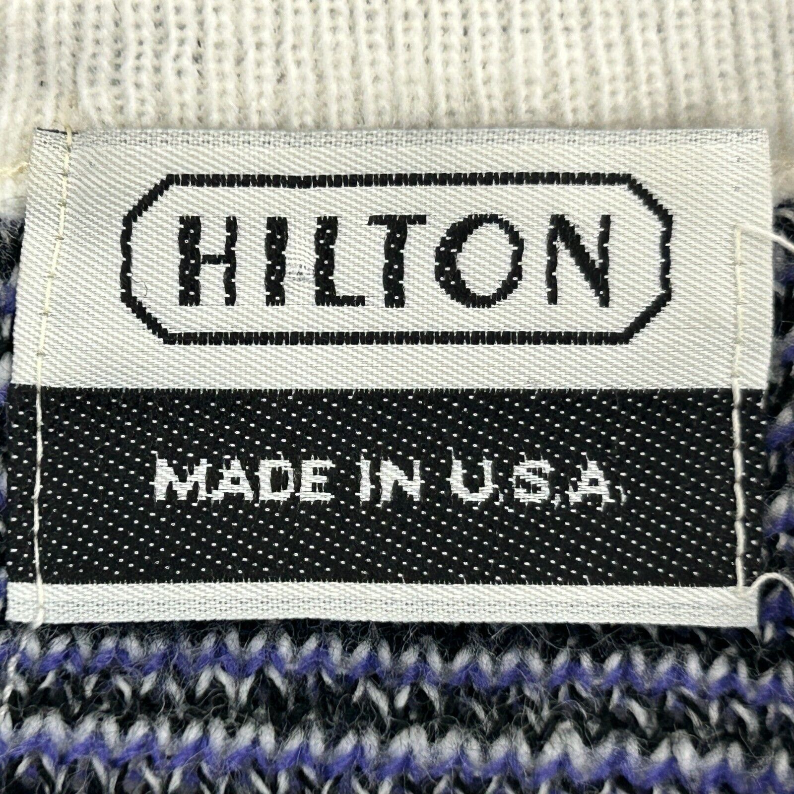 Vintage Vintage 90s Hilton Knit Sweater White Purple Made In USA M Size US M / EU 48-50 / 2 - 10 Thumbnail