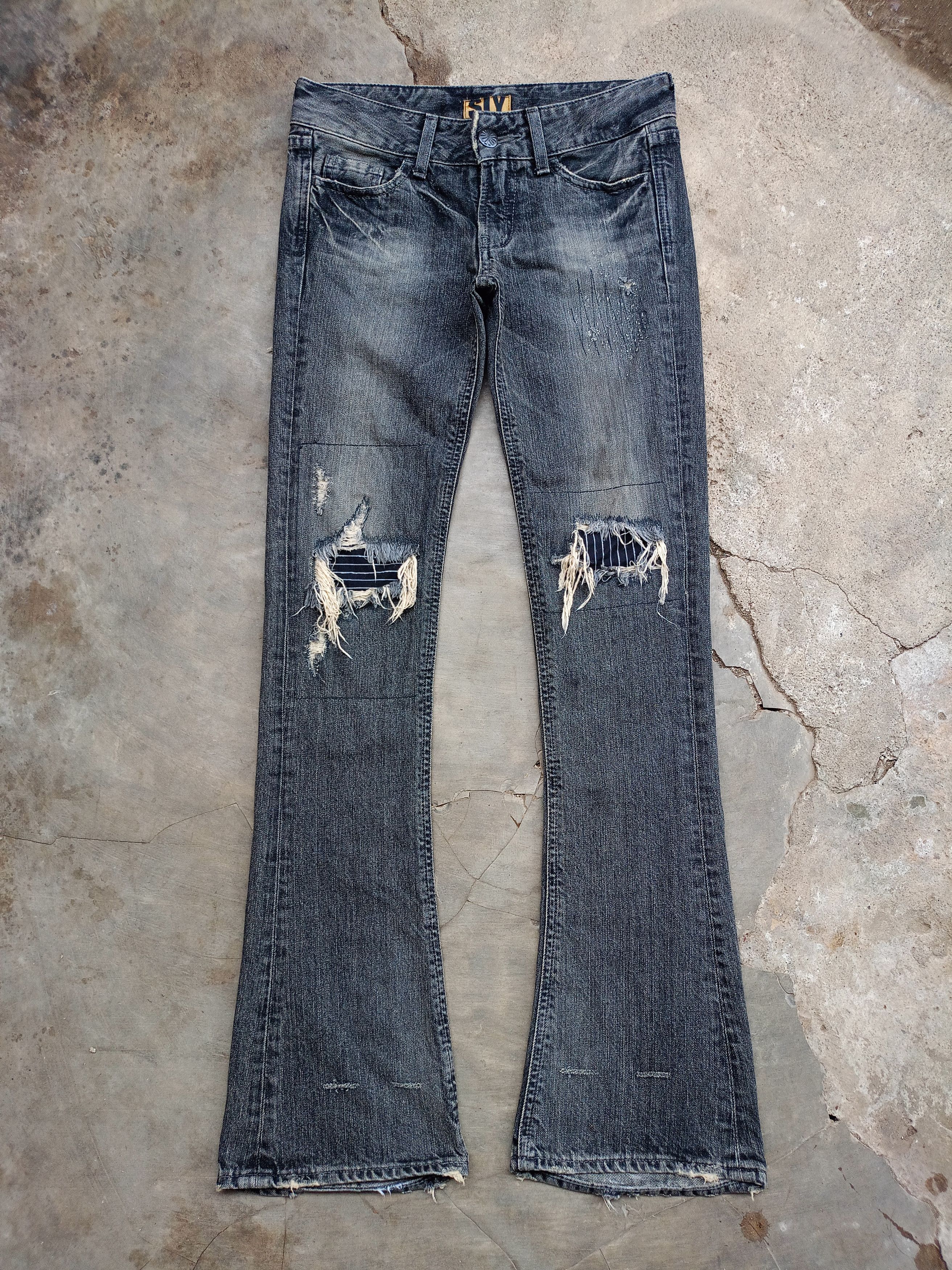 Japanese Brand 2000s Sly Flared Denim Pants style ifsixwasnine Size 28" / US 6 / IT 42 - 1 Thumbnail