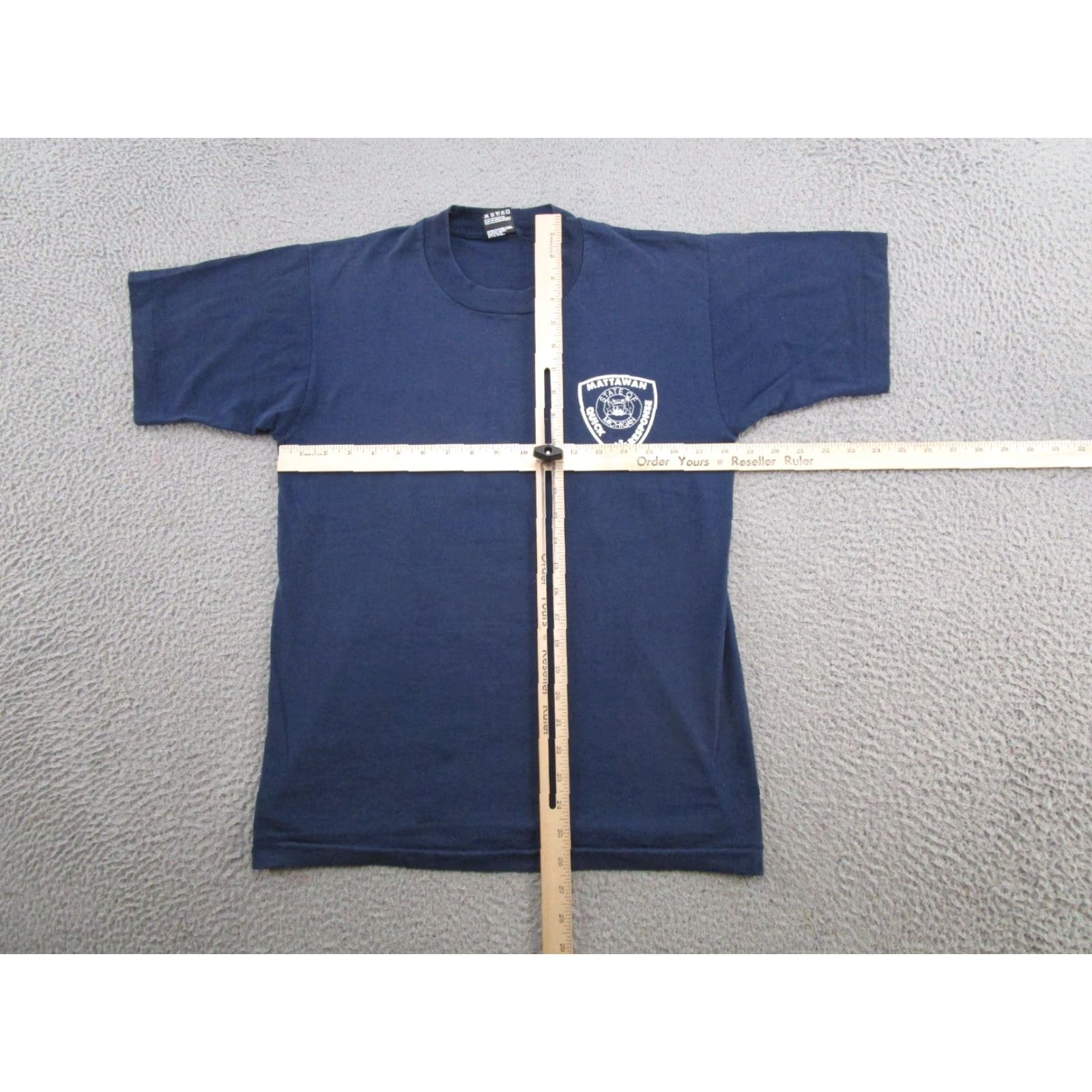 Fruit Of The Loom VINTAGE Fruit of the Loom State of Michigan Emergency Response Team Mattawan M Short Sleeve Cotton T-Shirt Blue Single Stitch Mens Shirt Size US M / EU 48-50 / 2 - 4 Thumbnail