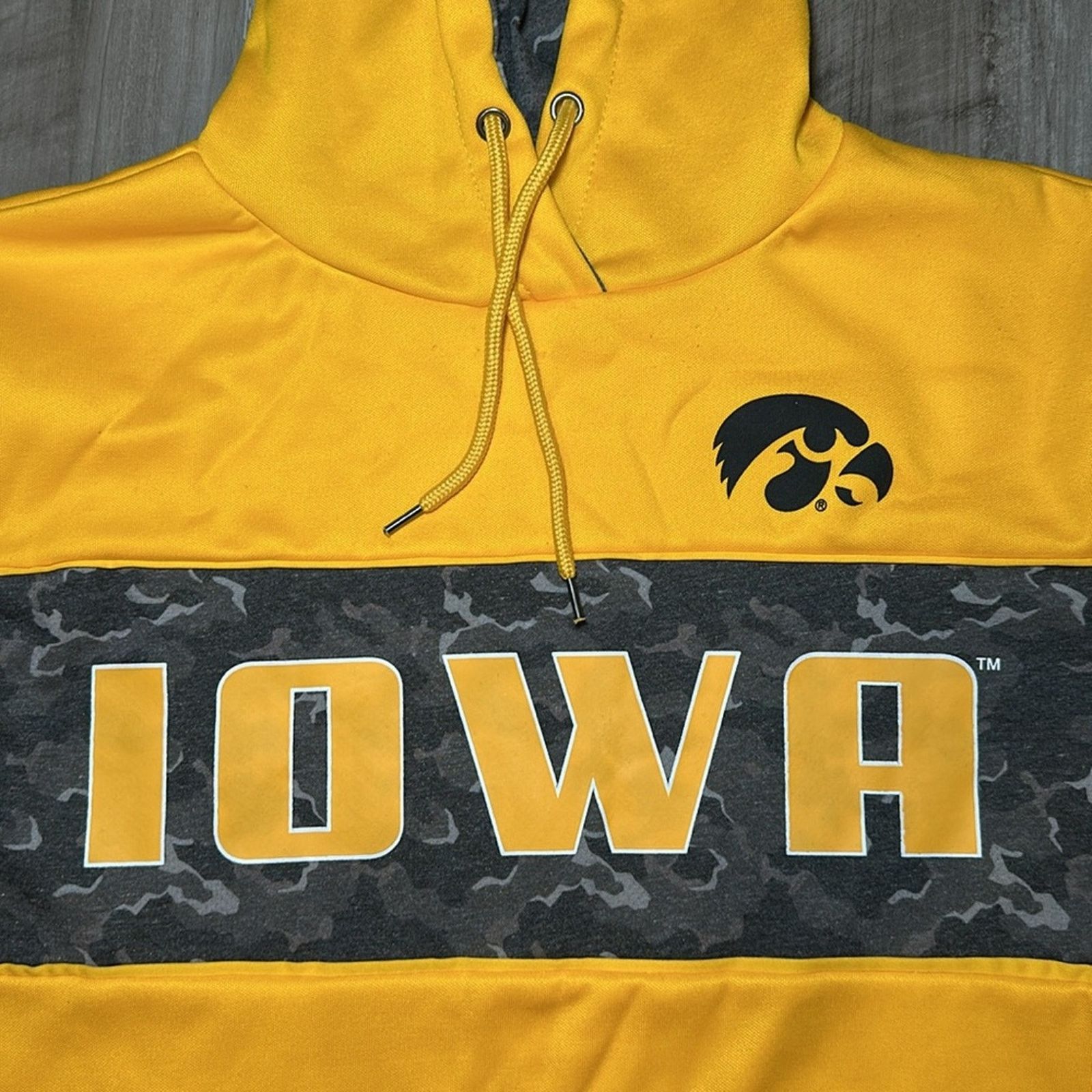 Colosseum Athletics Iowa Hawkeyes Colosseum Fleece Hoodie - Medium Size US M / EU 48-50 / 2 - 5 Thumbnail