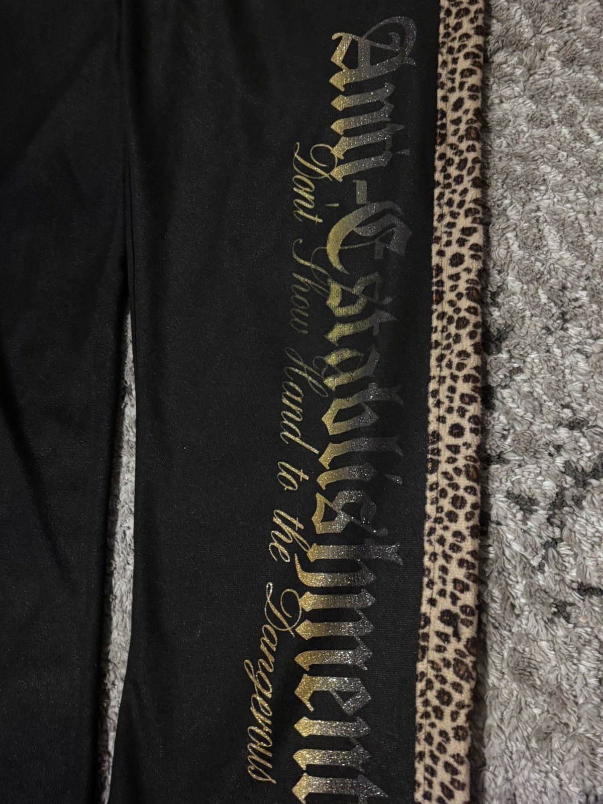 Tornado Mart Japanese brand cheeta print sweats Size US 30 / EU 46 - 2 Thumbnail