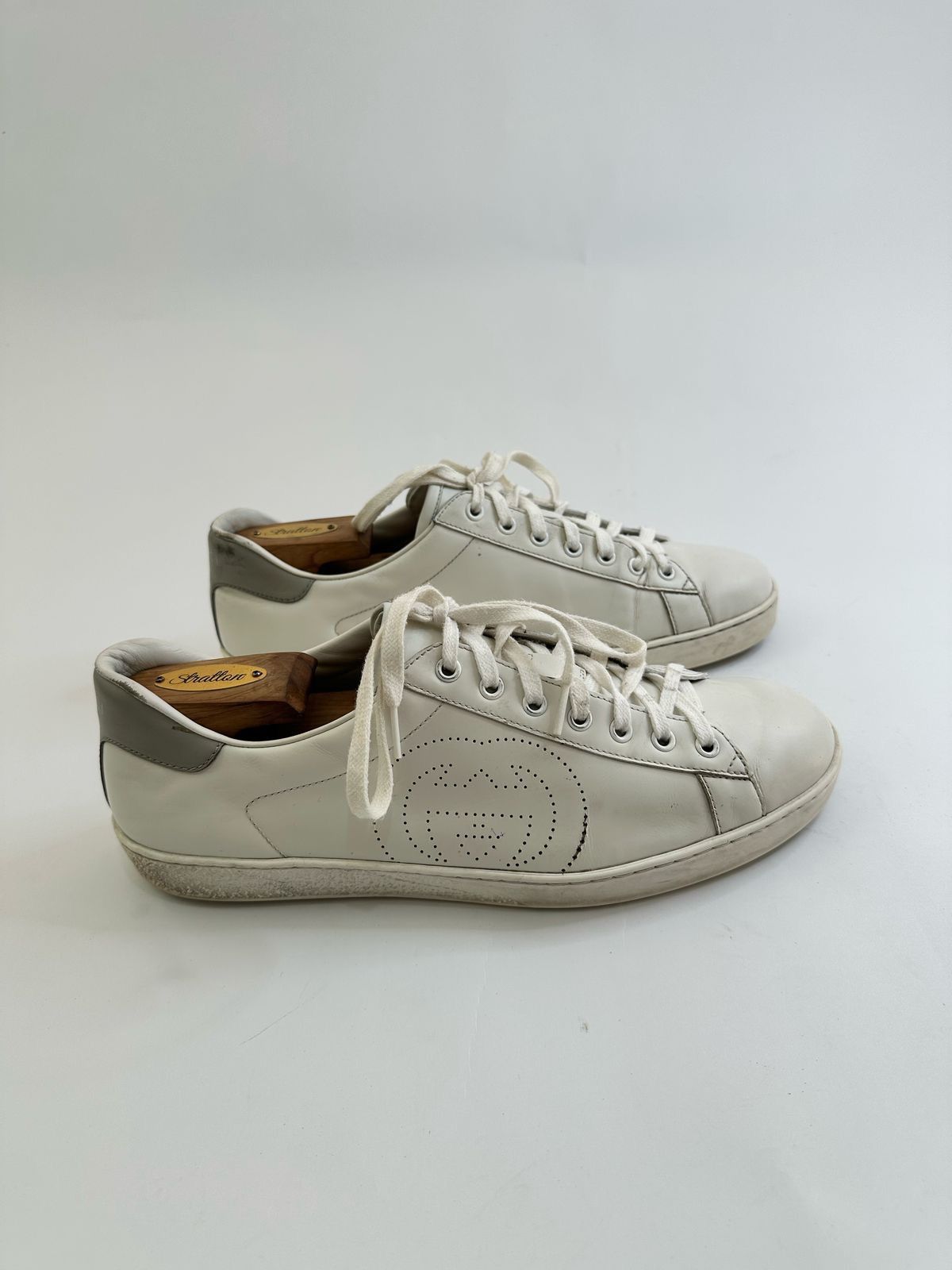 Gucci Gucci White/Grey Leather Perforated GG Ace Sneakers Size 9 Size US 9 / EU 42 - 1 Thumbnail