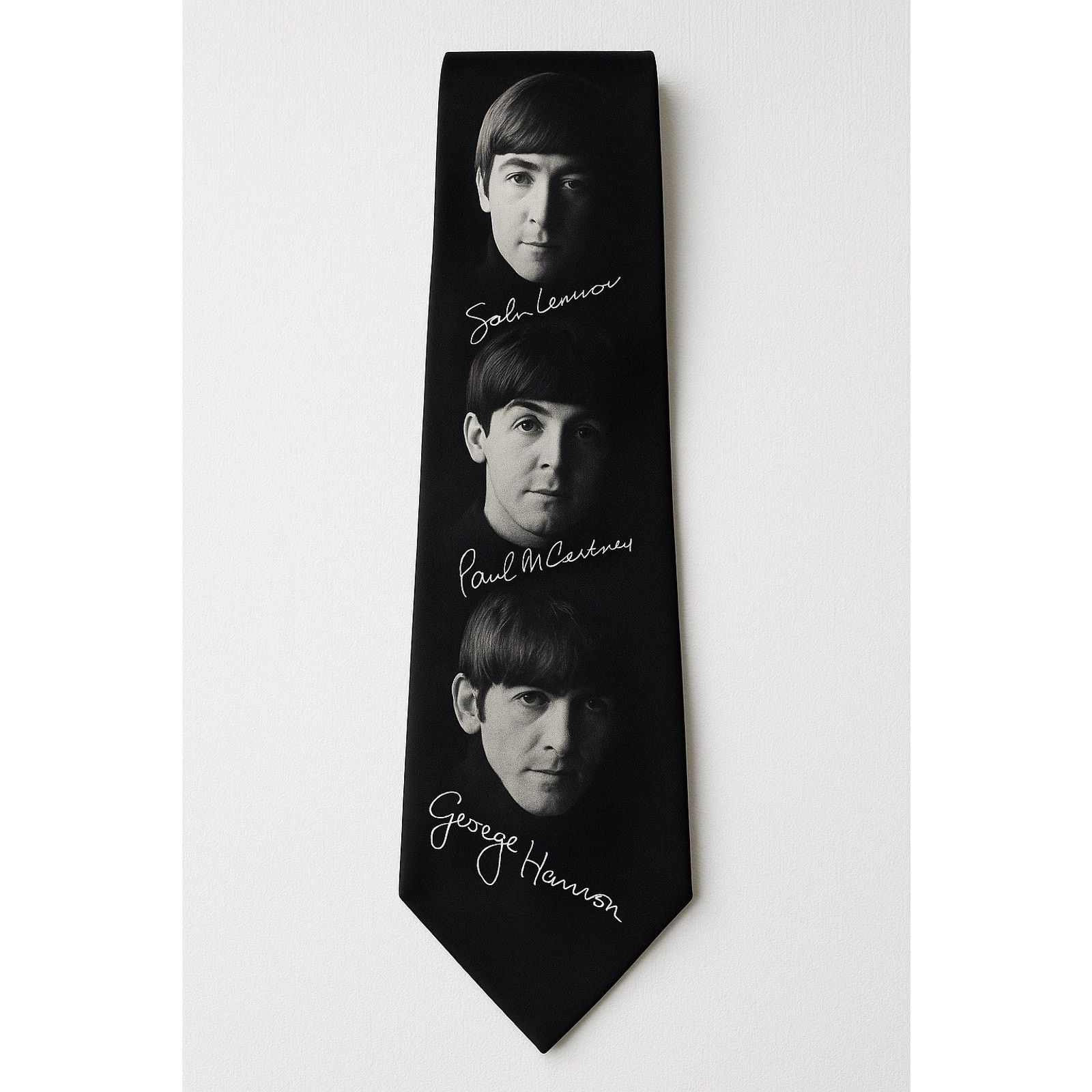 Ralph Marlin Ralph Marlin x The Beatles “Signatures” Tie — Vintage 1990s Size ONE SIZE - 1 Thumbnail