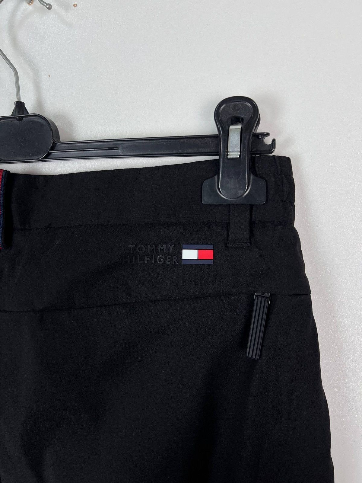 Tommy Hilfiger Tommy Hilfiger luxury cargo pants size 30 Size US 30 / EU 46 - 5 Thumbnail