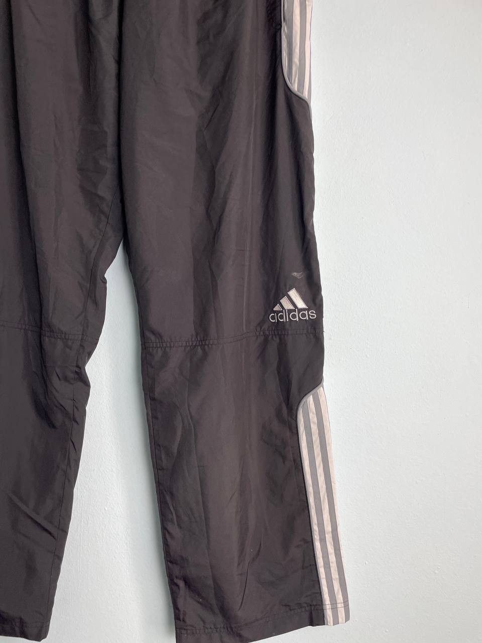 Adidas × Vintage Vintage Adidas Pants Baggy Sweatpants Balcenciaga Style Size US 34 / EU 50 - 2 Thumbnail
