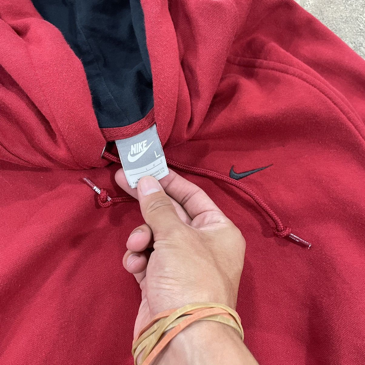 Nike × Vintage Crazy vintage 90s Nike swoosh essential red hoodie Size US L / EU 52-54 / 3 - 2 Thumbnail