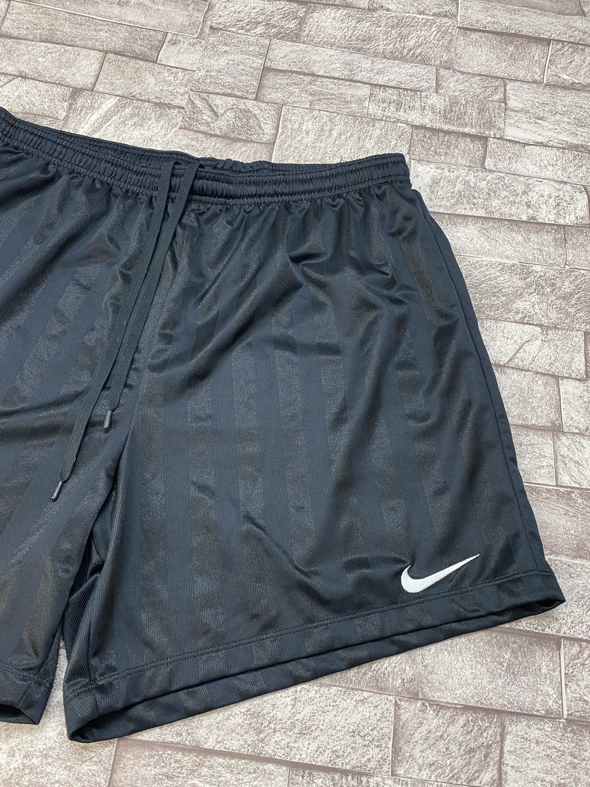 Nike × Vintage Nike Hype Stripped Vintage Shorts by Y2K style XXl Size US 37 - 3 Thumbnail