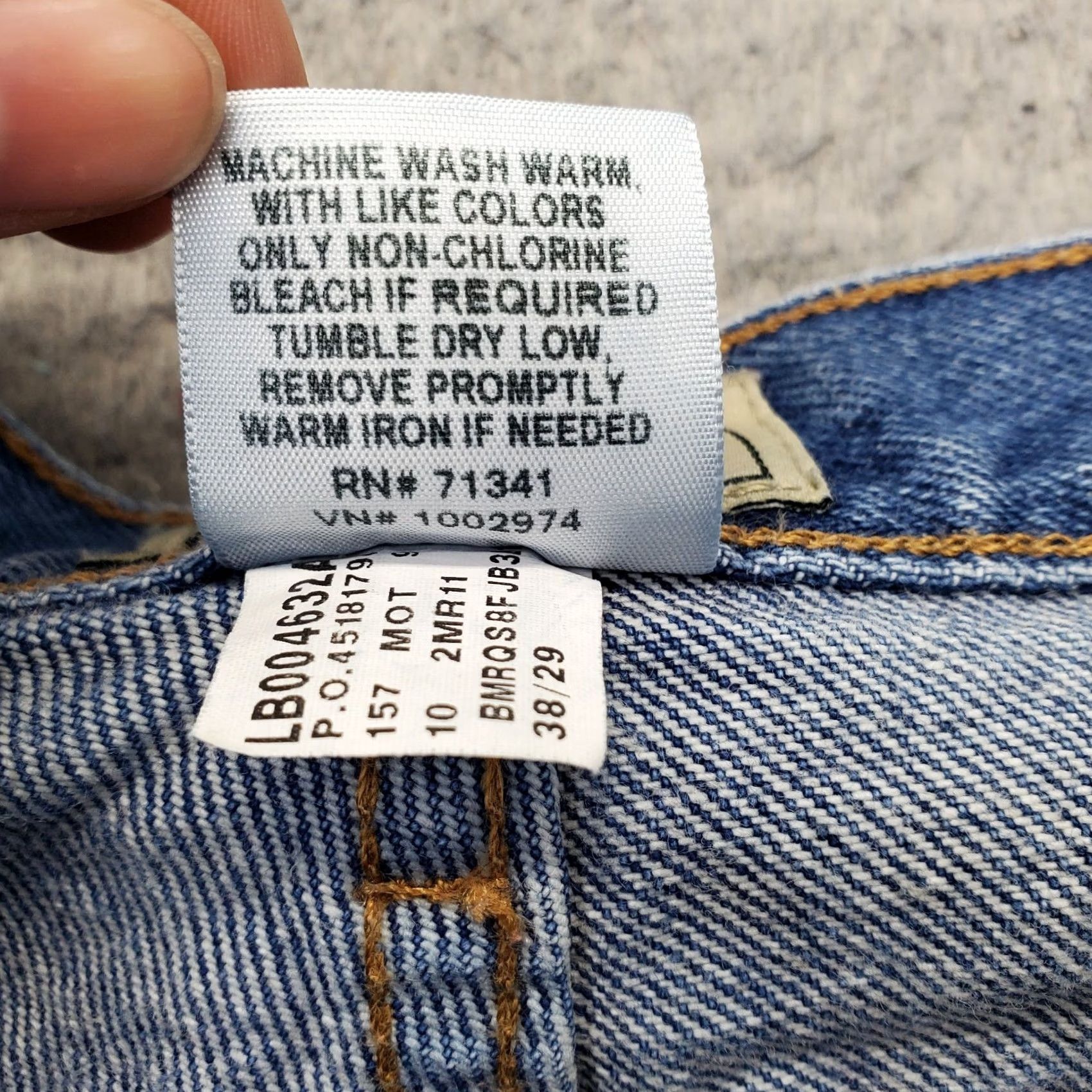 Vintage L.L. Bean Jeans Mens 38x29 Blue Denim Classic Fit Straight Leg Mens Size 38 Blue Denim 5-Pocket Design Vintage: No Size US 38 / EU 54 - 7 Thumbnail