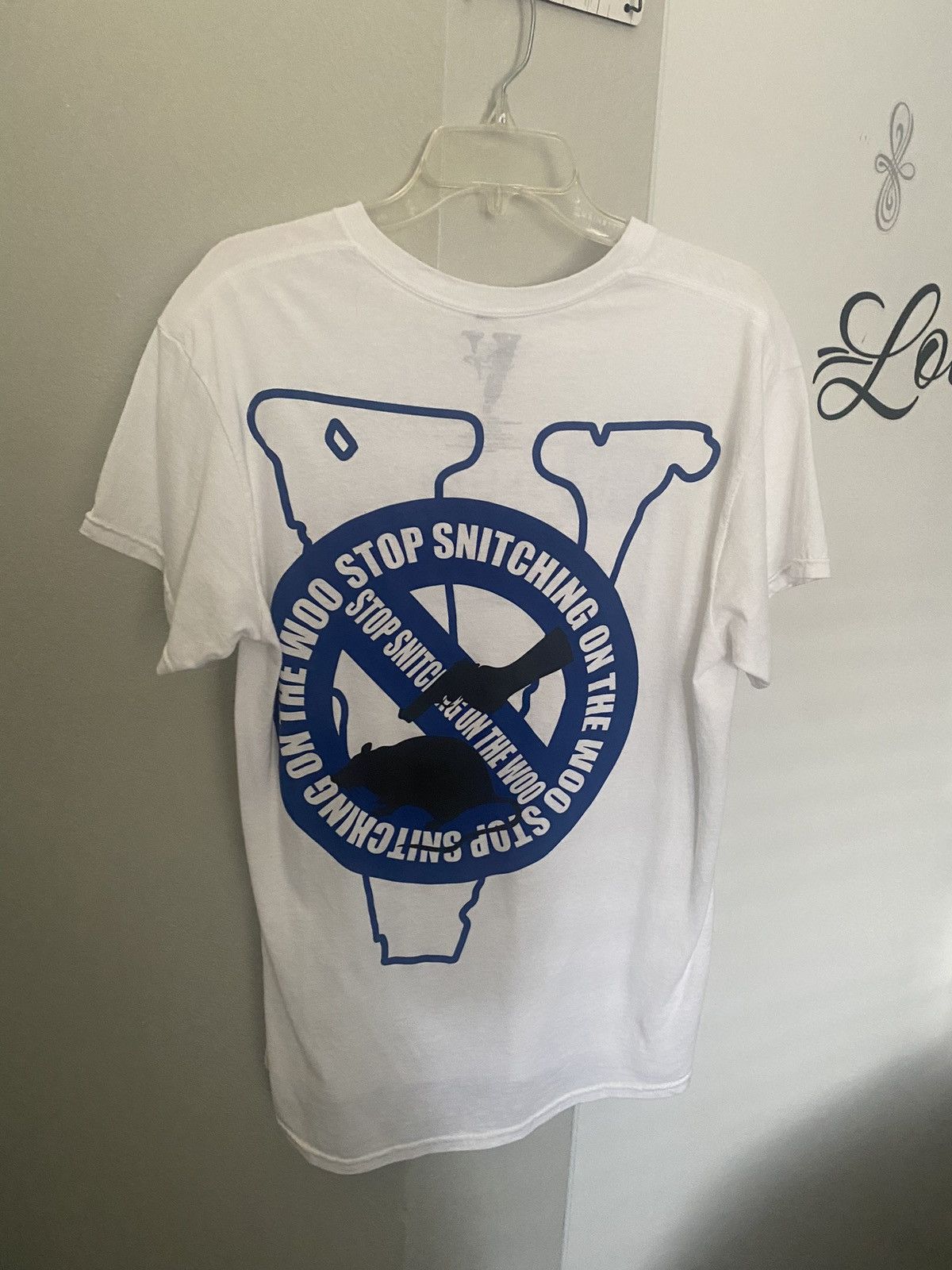Vlone Vlone X Pop smoke stop snitching on the woo. Size US M / EU 48-50 / 2 - 2 Thumbnail