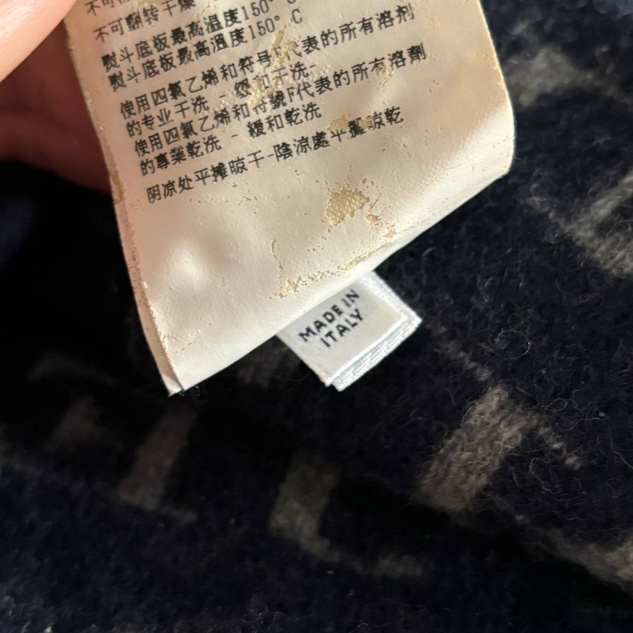 Armani × Giorgio Armani 🔥 VTG ARCHIVE ARMANI JEANS LOGO MONOGRAM BEANIE HAT Size ONE SIZE - 4 Thumbnail