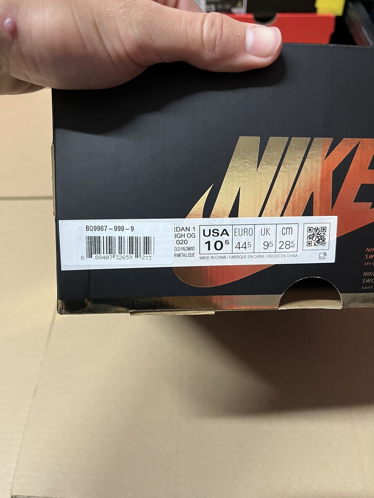 Nike Jordan 1 high og palomino Size US 10.5 / EU 43-44 - 10 Thumbnail