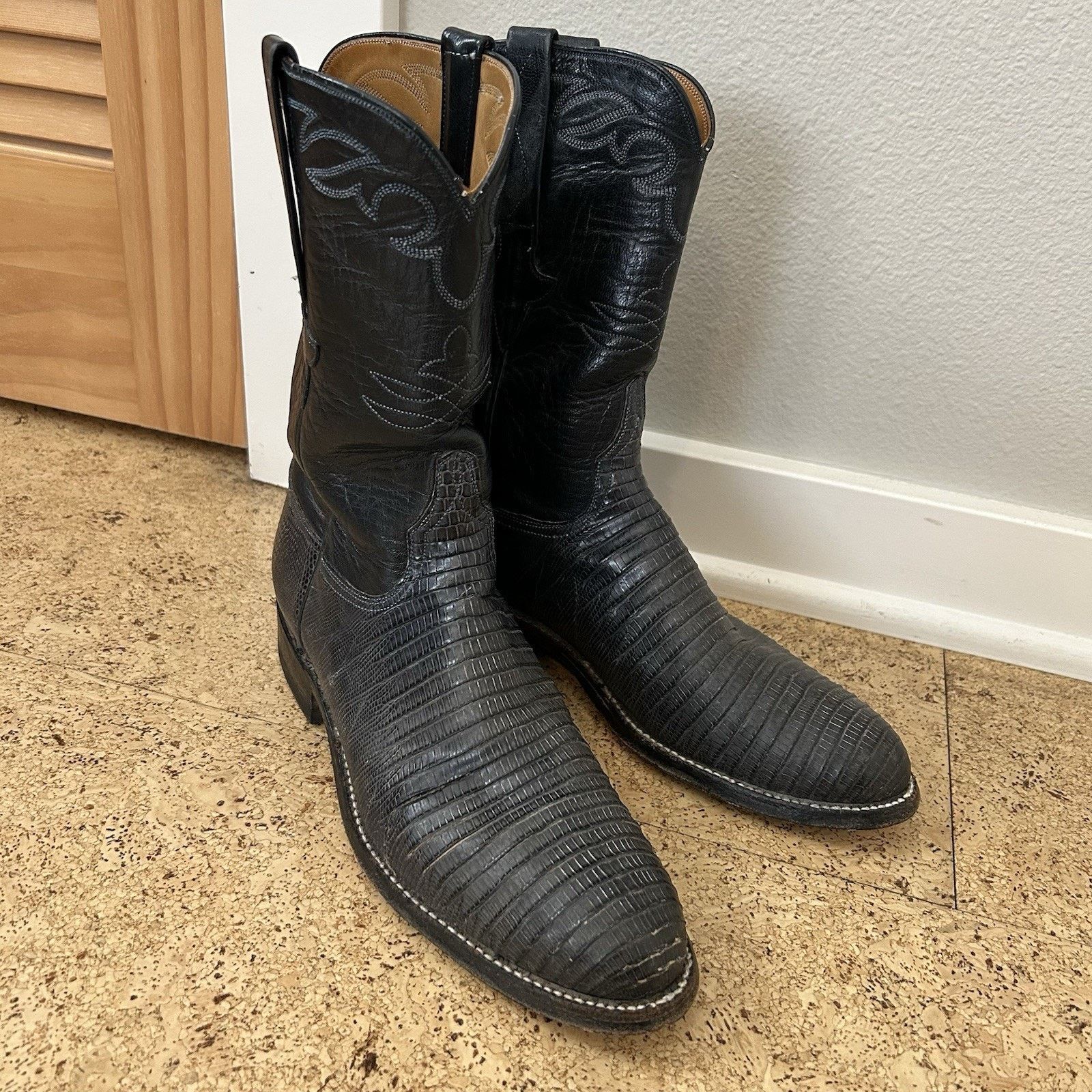 Lucchese Classics Lizard Skin Leather Handmade Cowboy Boots Size 9 D Size US 9 / EU 42 - 1 Thumbnail