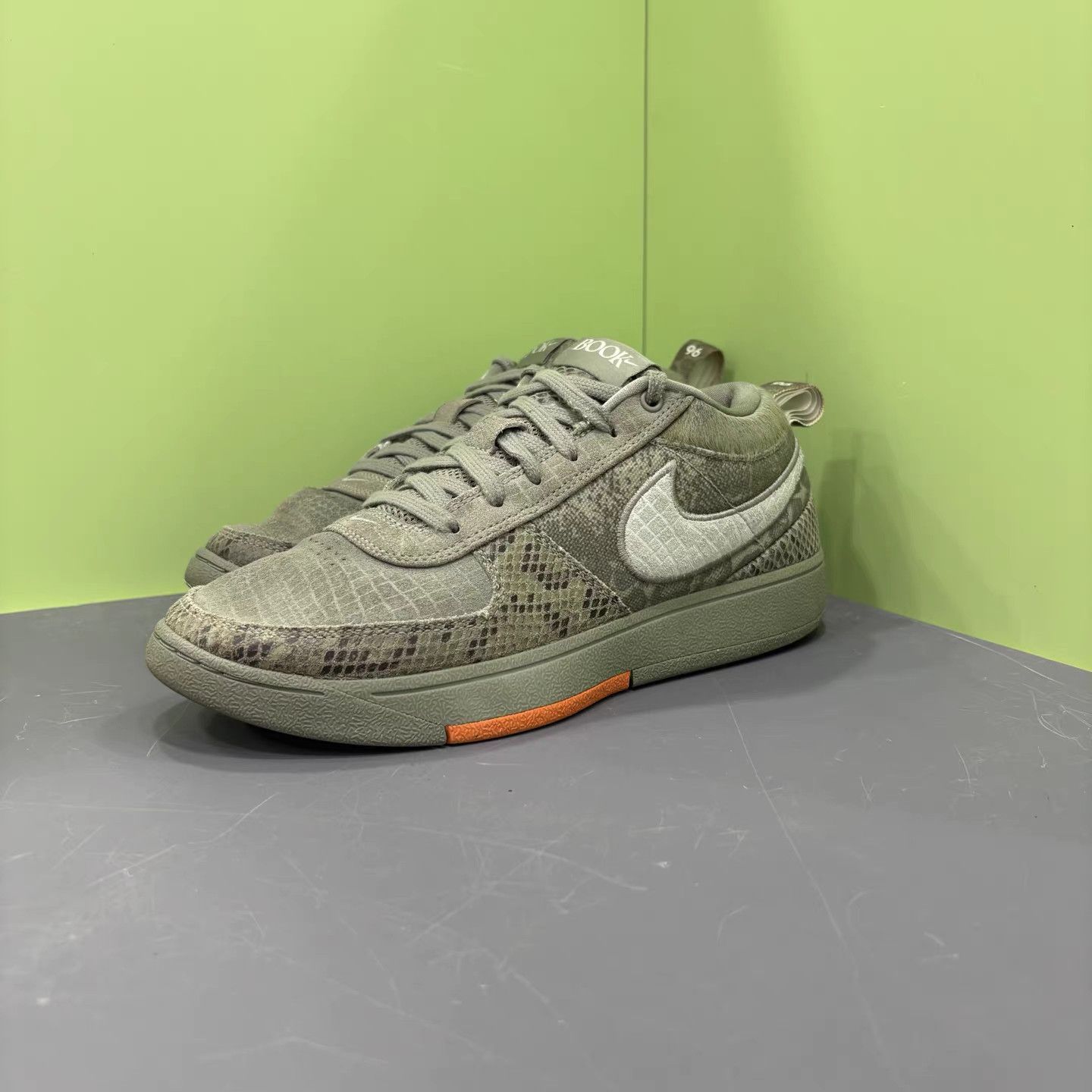 Nike Nike Book 1 Rattlesnake Basketball Shoes K15 Size US 9.5 / EU 42-43 - 1 Thumbnail