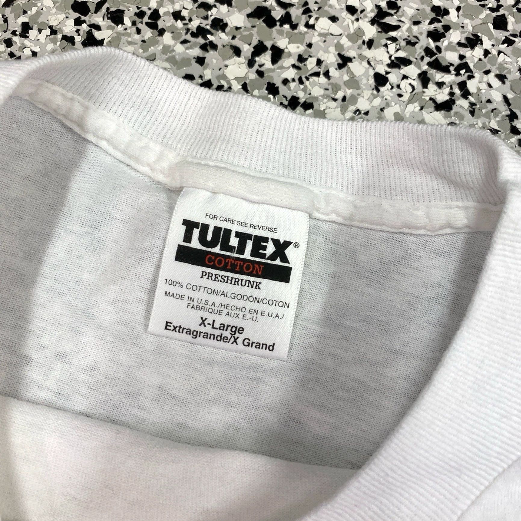 Tultex VINTAGE Cleocatra Funny Cat Long Sleeve T Shirt XL Tultex Men's White Cotton Knit 90s Cat Funny Size US XL / EU 56 / 4 - 3 Thumbnail