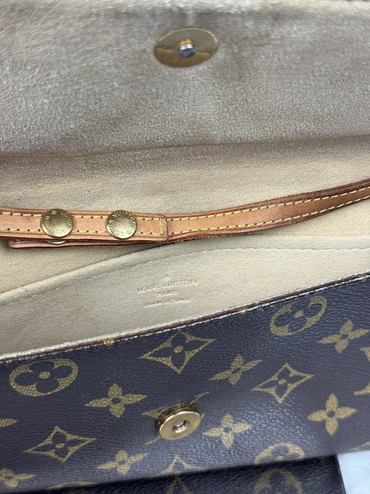 Louis Vuitton Vintage leather bag Louis Vuitton Pochette Twin original Size ONE SIZE - 4 Thumbnail