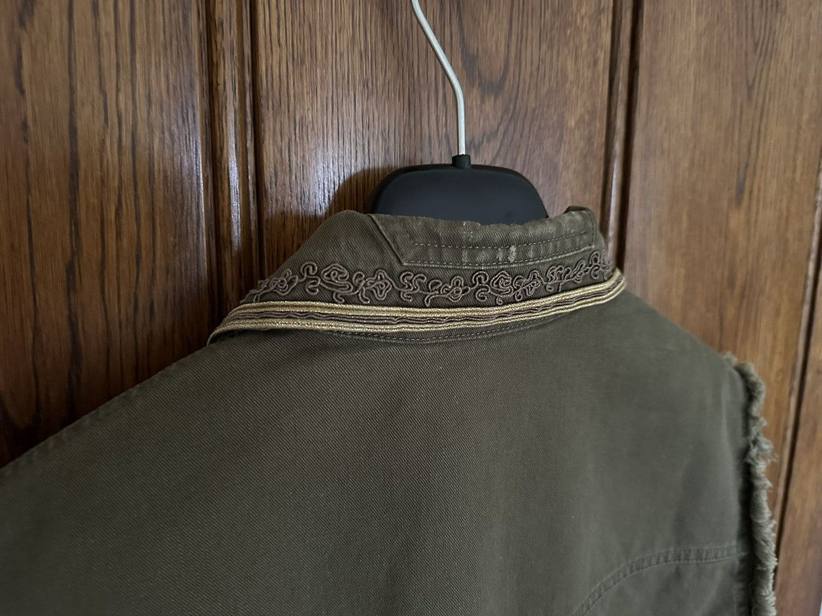 Saint Laurent Paris $2290 SS19 Saint Laurent sleeveless embroidered jacket 50 Size US M / EU 48-50 / 2 - 17 Thumbnail