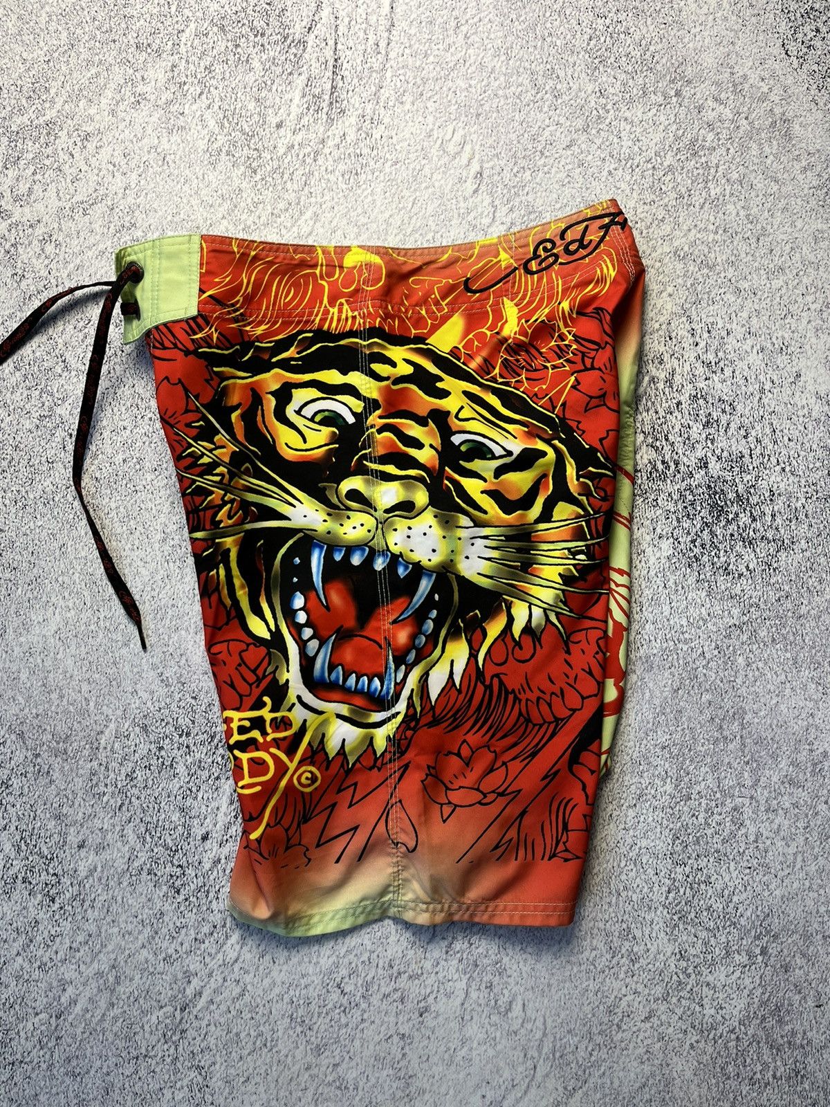 Christian Audigier Mens Vintage Ed Hardy Shorts Japanese brand streetwear Y2K Size US 31 - 2 Thumbnail