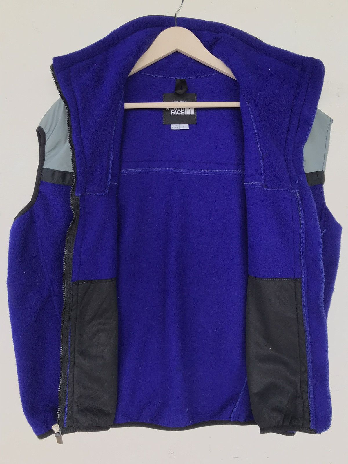 The North Face × Vintage Vintage THE NORTH FACE Full Zip Fleece Vest Jacket Size US L / EU 52-54 / 3 - 3 Thumbnail
