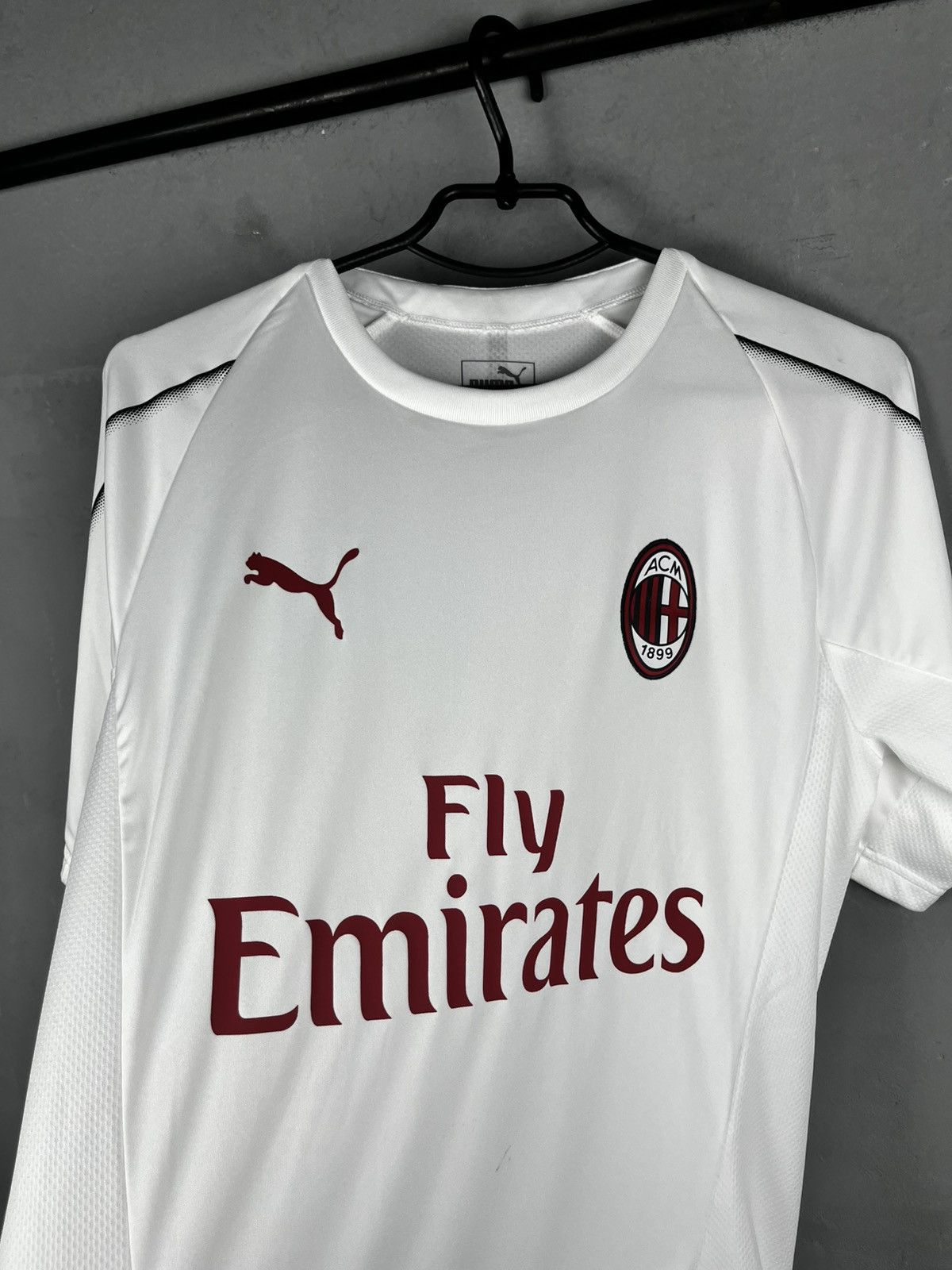 Puma Puma AC Milan ACM Dry Cell Serie A Futbol Soccer Shirt Size US M / EU 48-50 / 2 - 5 Thumbnail
