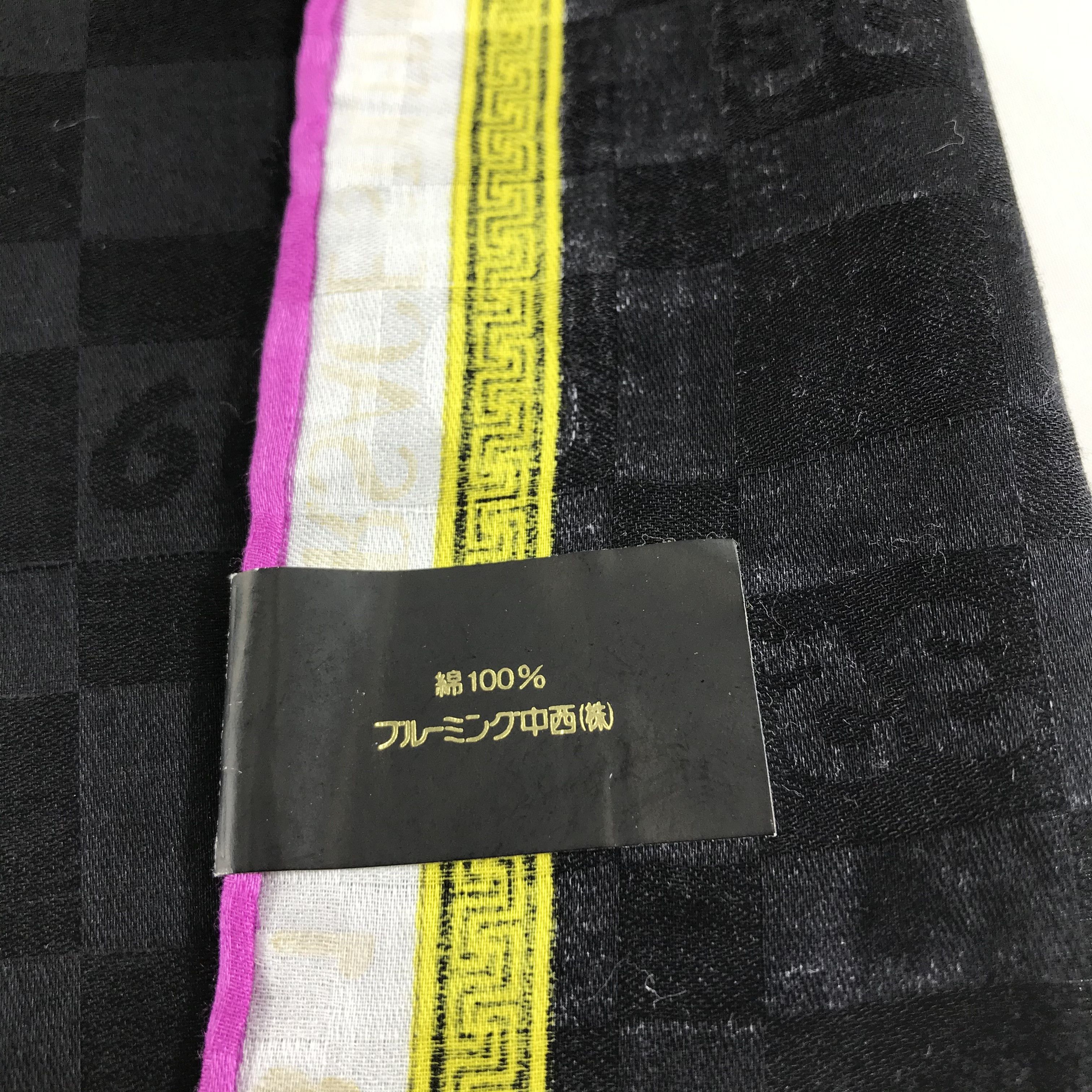 Versace Versace Numbers Handkerchief Neckerchief Bandana H636 Size ONE SIZE - 7 Thumbnail