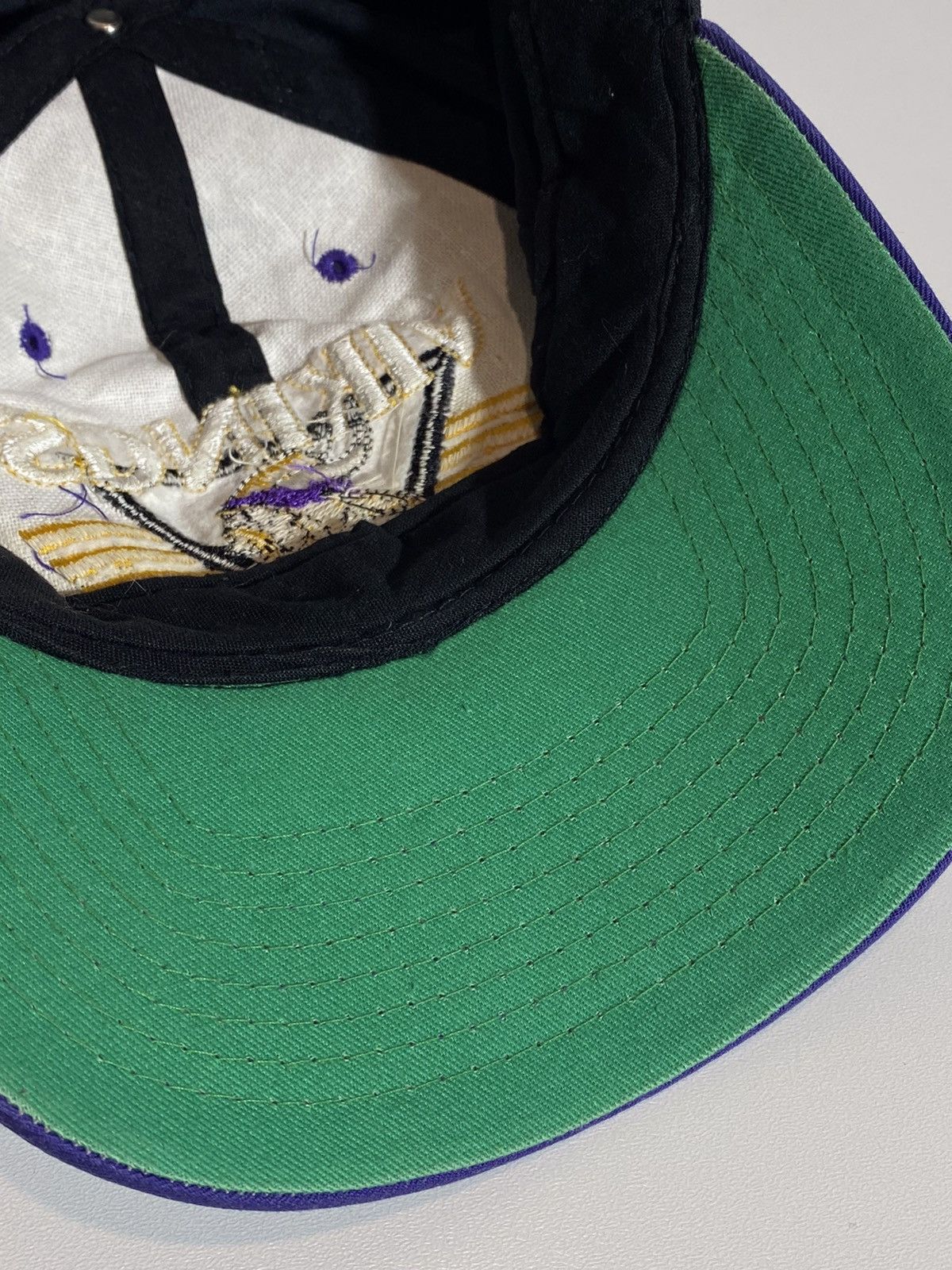 NFL Vintage 90s Vikings Minnesota NFL streetwear baseball hat Size ONE SIZE - 9 Thumbnail