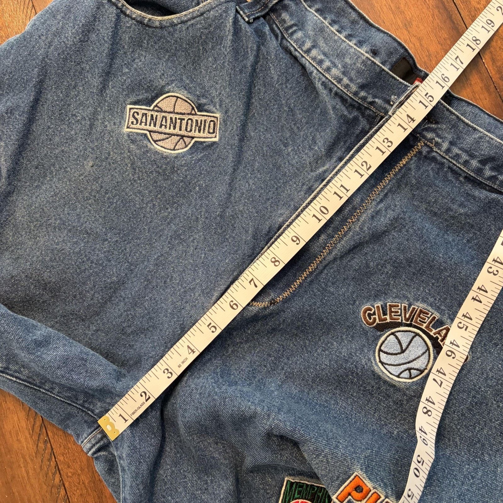 Vintage Y2K Hip Hop NBA Teams Denim Shorts Mens 42 Blue NBA Size US 42 / EU 58 - 9 Thumbnail