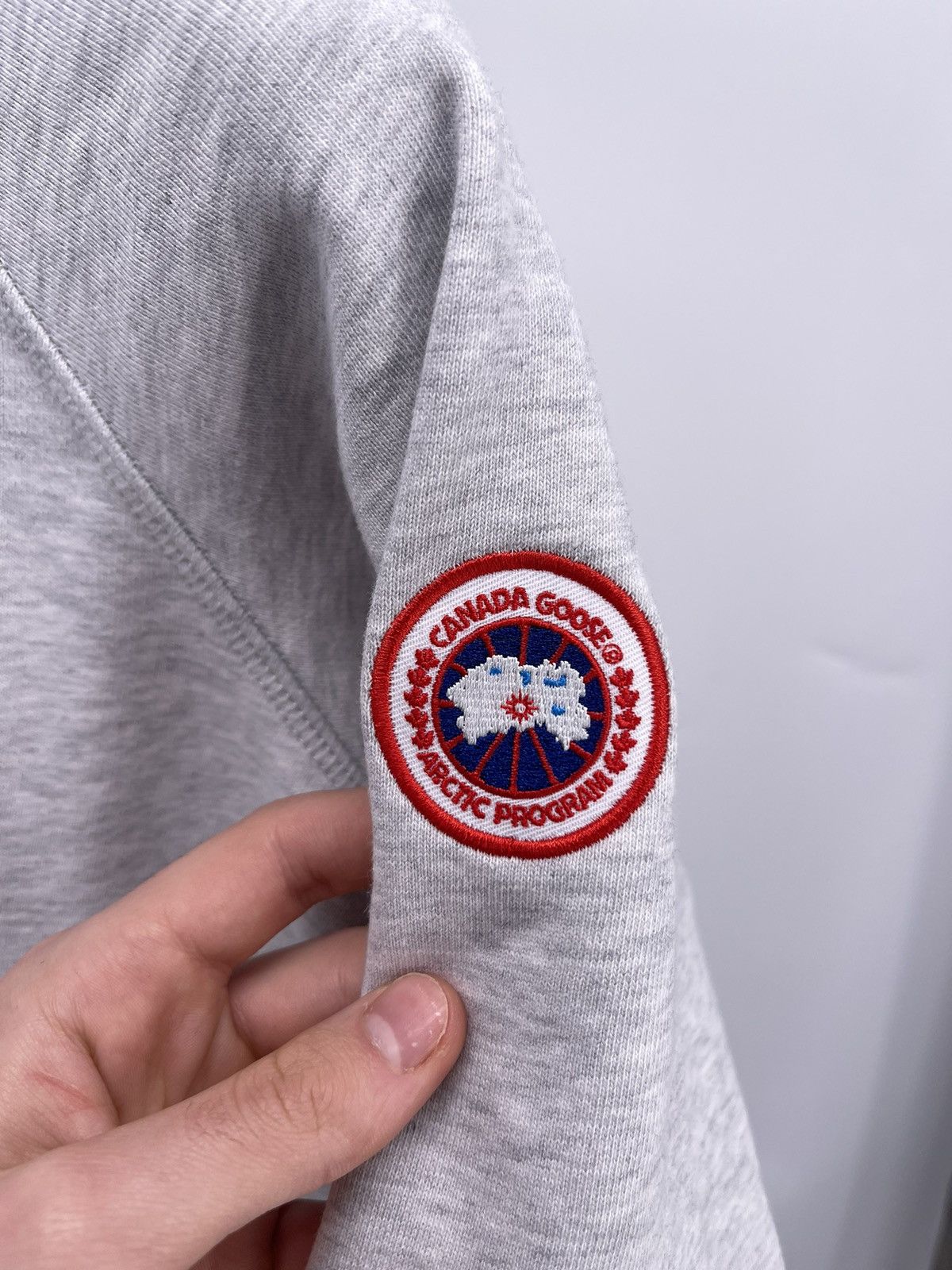Canada Goose Canada Goose Grey Crewneck Size S Size S / US 4 / IT 40 - 3 Thumbnail