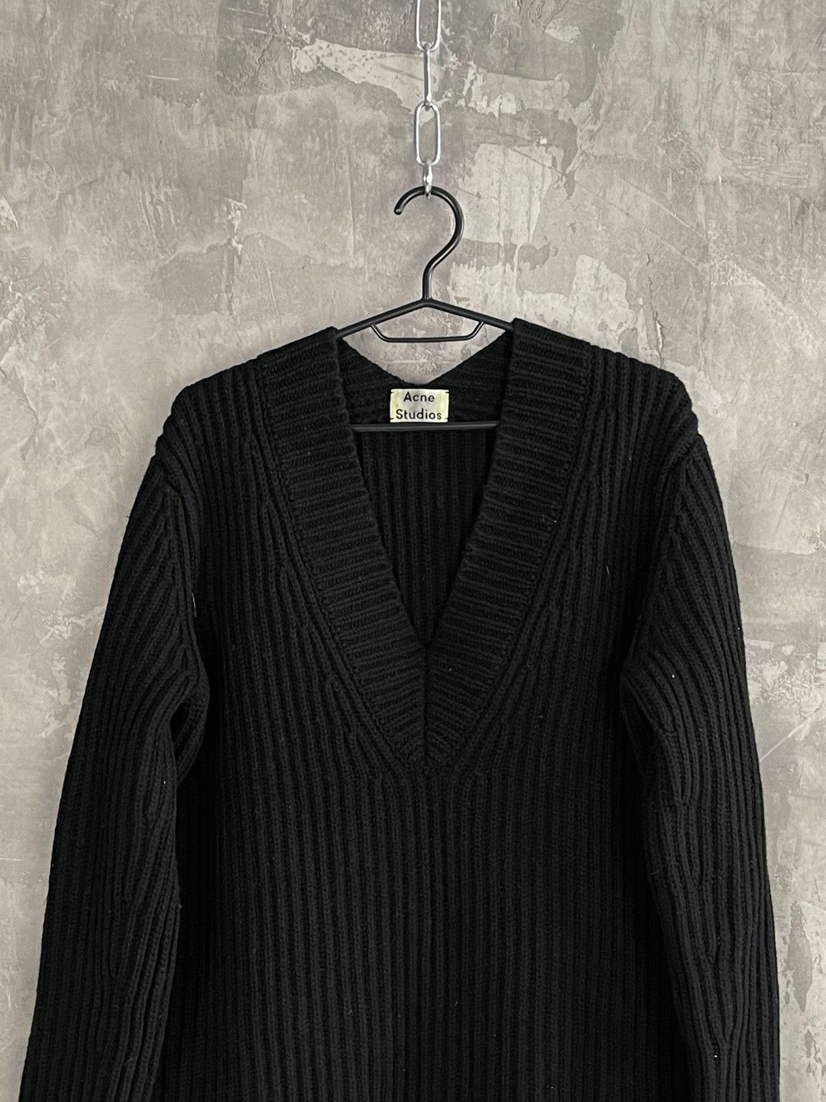 Acne Studios Acne Studios V Neck Sweater Knit Jumper Size XS Size XS / US 0-2 / IT 36-38 - 2 Thumbnail