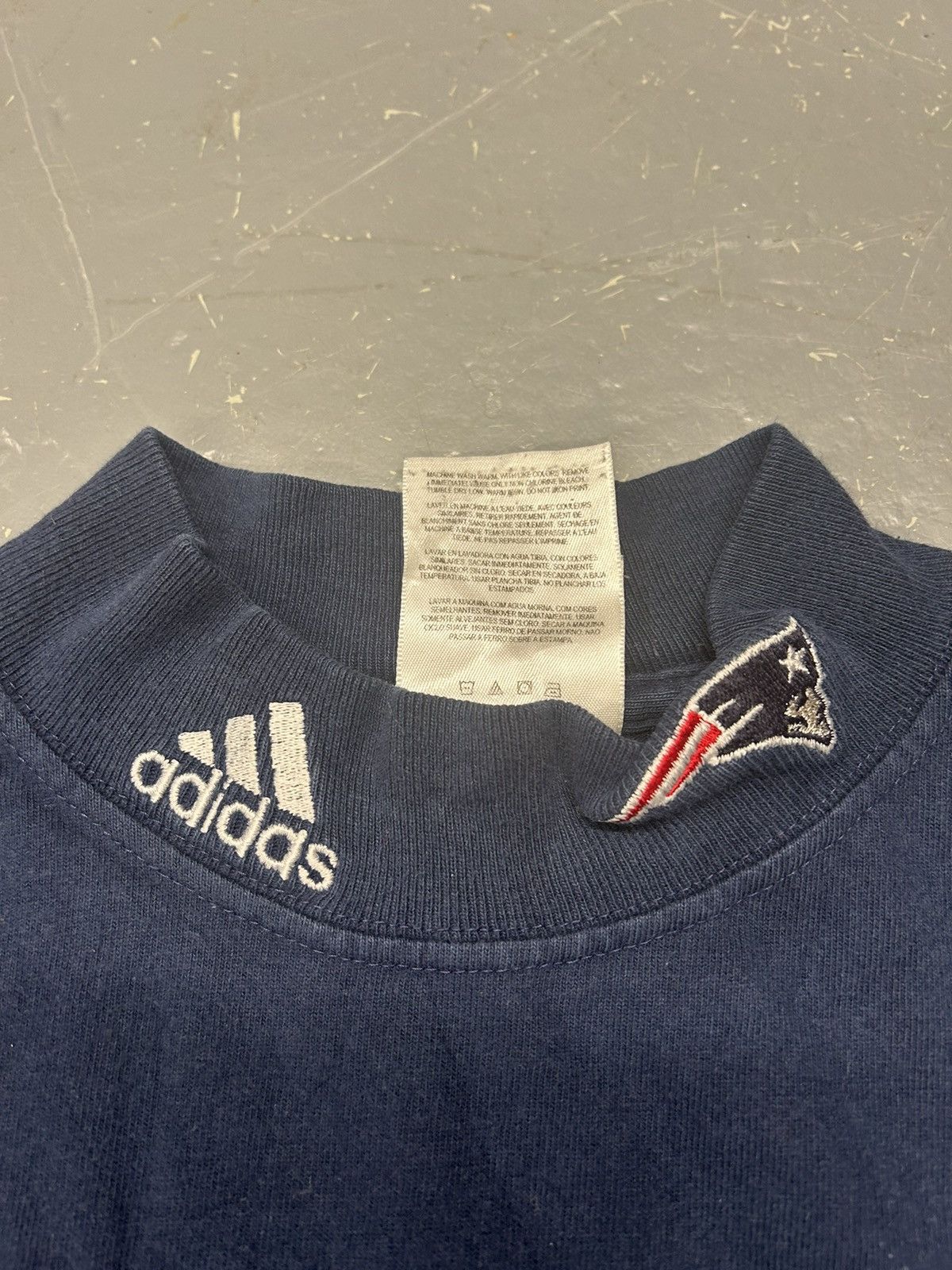 Adidas × NFL × Vintage Crazy Vintage 90s Essential New England Patriot Mockneck NFL Size US M / EU 48-50 / 2 - 2 Thumbnail
