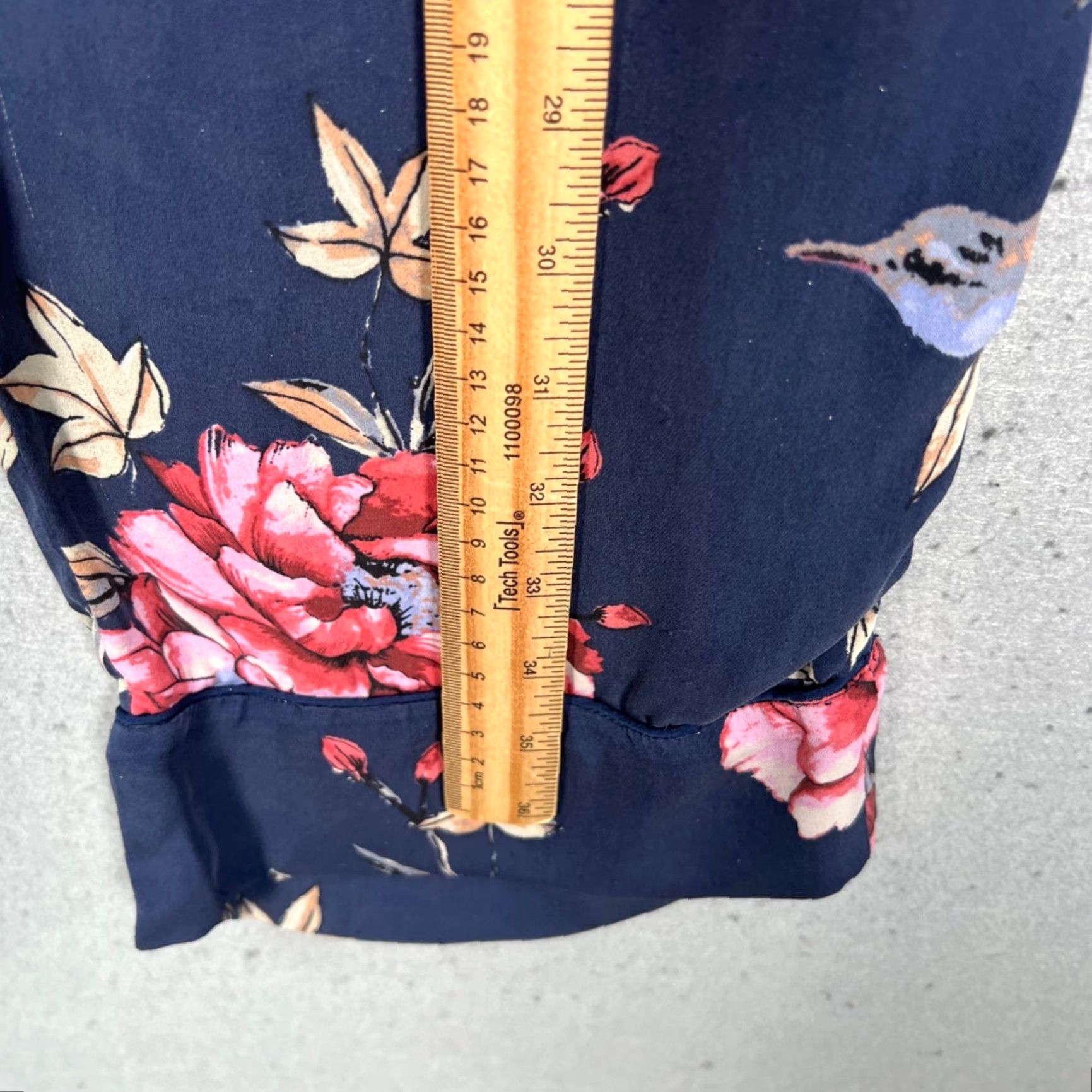 Joie Joie Womens Small Blue Floral Print Elastic Waist Lounge Pants Silk Blend Shirt Pants? Size 28" / US 6 / IT 42 - 6 Thumbnail