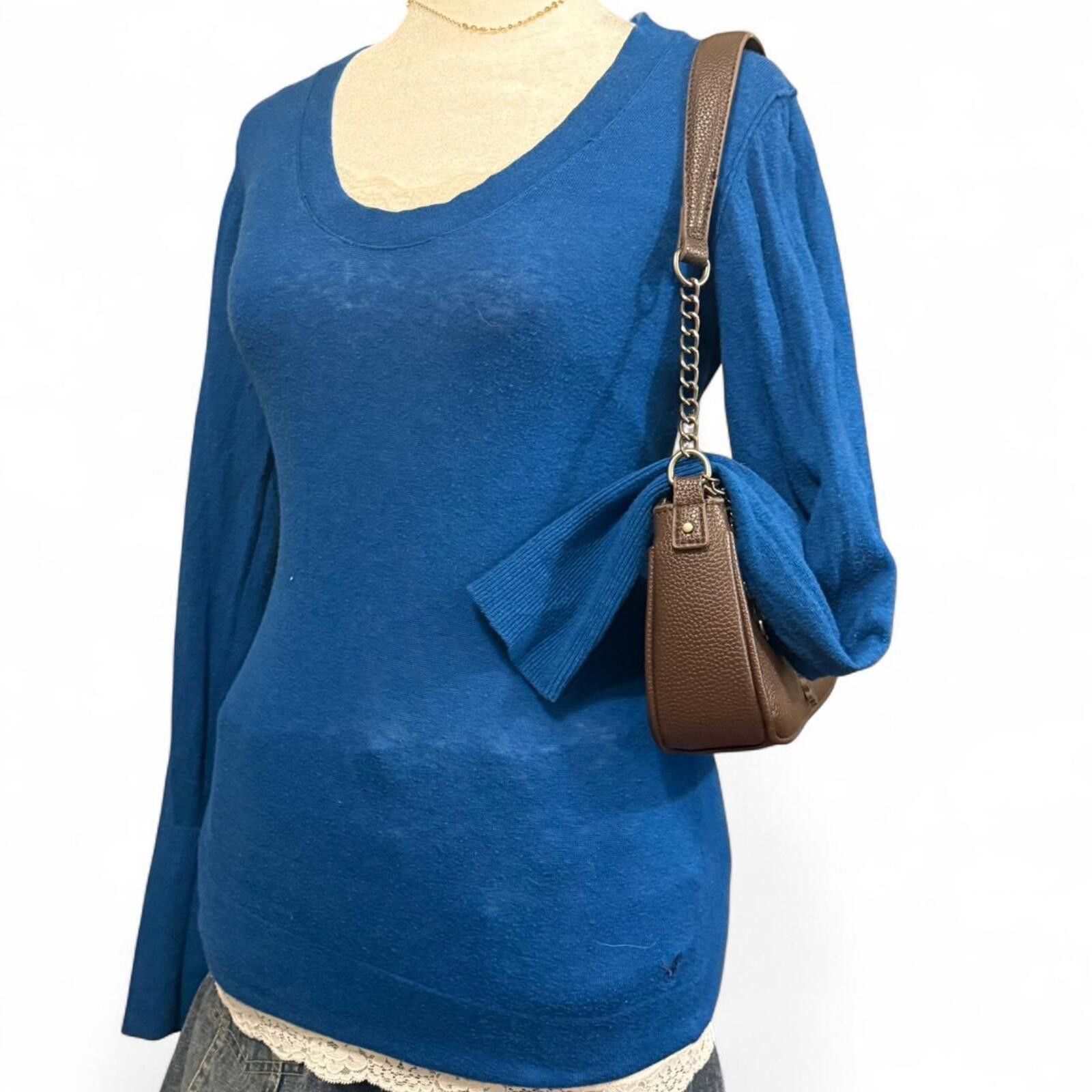American Eagle Outfitters American Eagle Outfitters Blue V-Neck Sweater Size M / US 6-8 / IT 42-44 - 2 Thumbnail