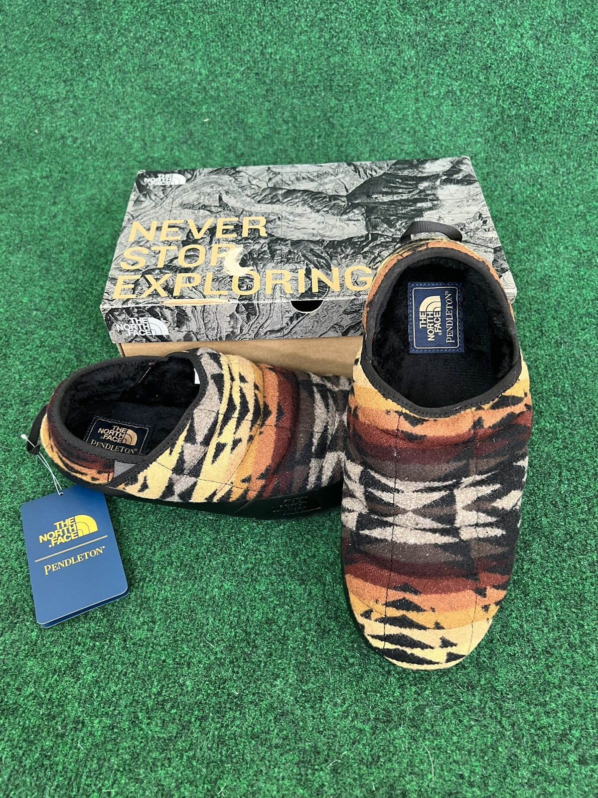 North face store pendleton slippers