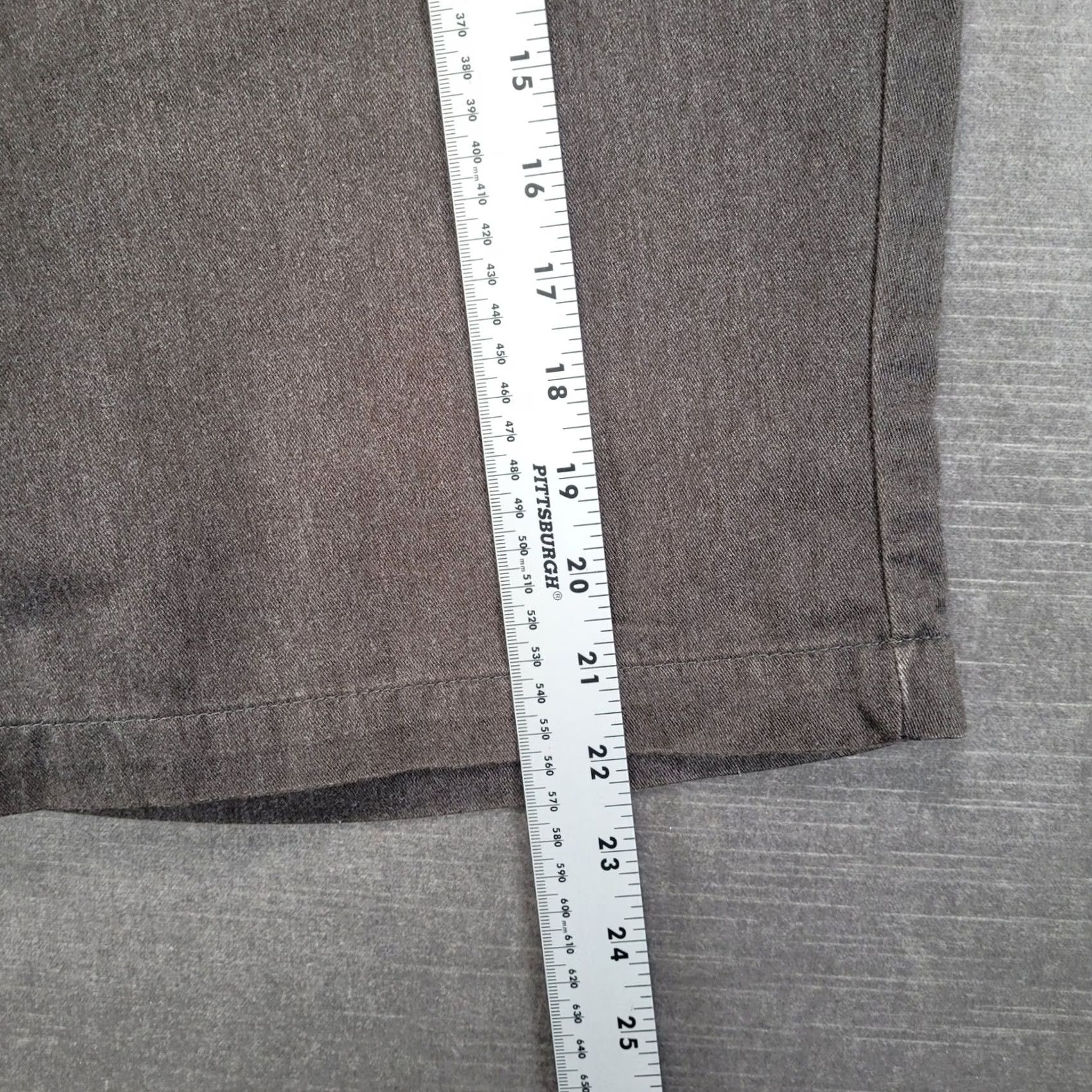 Volcom VINTAGE Volcom Mens Frickin Modern Fit Shorts Gray Chino Flat Front Size 36 Size US 36 / EU 52 - 4 Thumbnail