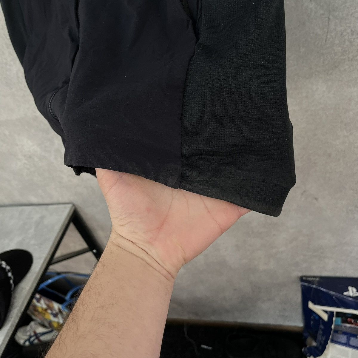 Arc'teryx Arcteryx Vest Black Size US L / EU 52-54 / 3 - 8 Thumbnail