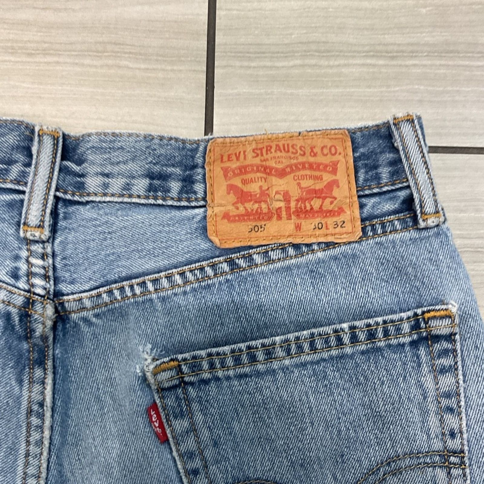 Levi's 505 Levi’s Denim Cut-Off Shorts Size 30" / US 8 / IT 44 - 3 Thumbnail
