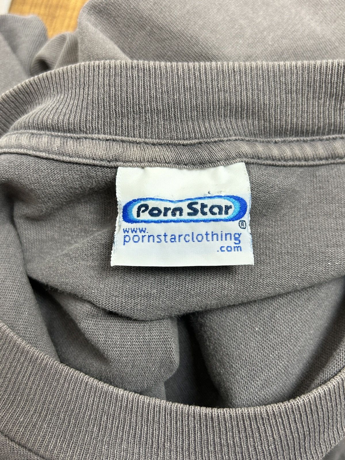 Vintage 90s Vintage Porn Star Skateboards Archive Whip T-Shirt Size US L / EU 52-54 / 3 - 11 Thumbnail