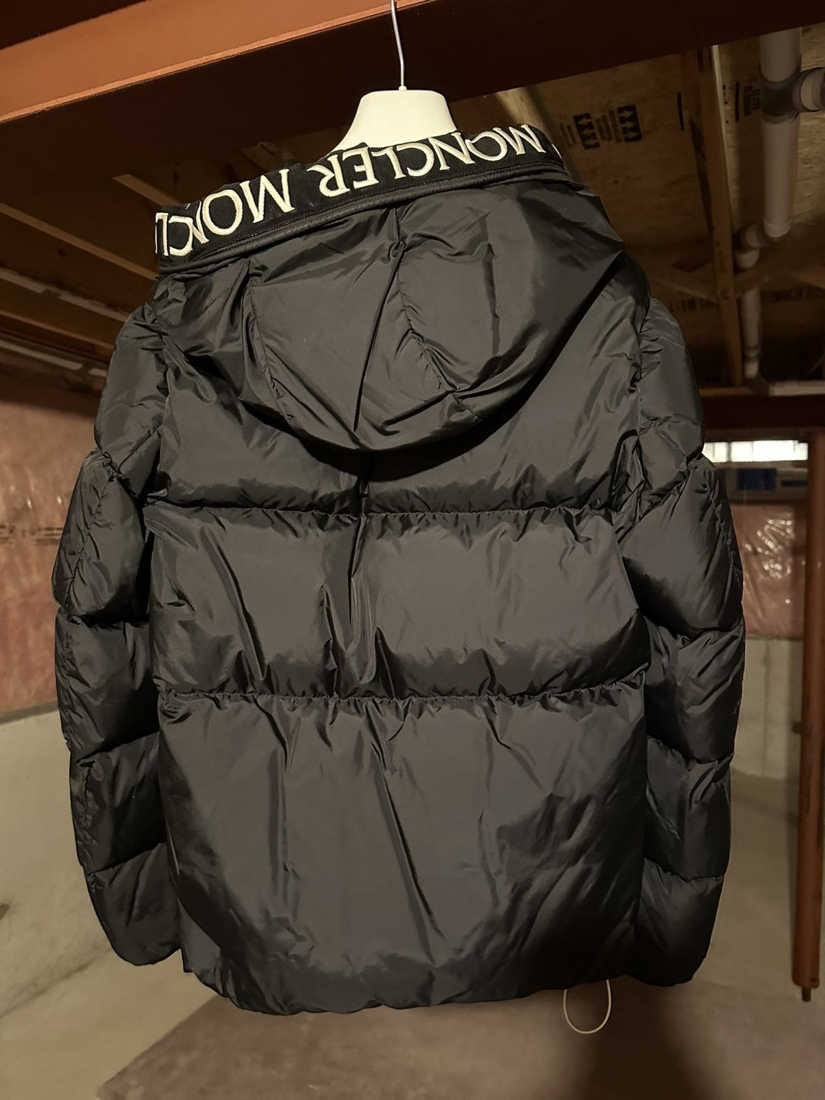 Moncler Moncler Montcla jacket Size US L / EU 52-54 / 3 - 2 Thumbnail