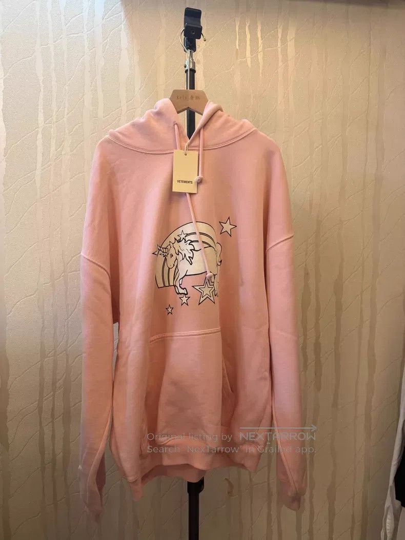 Vetements Vetements Pink Unicorn Sweatshirt Size XS Size US XS / EU 42 / 0 - 1 Thumbnail