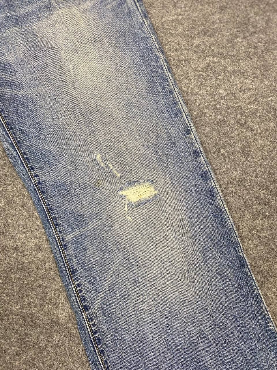 Old Navy old navy premium loose fit distressed denim Size US 37 - 7 Thumbnail