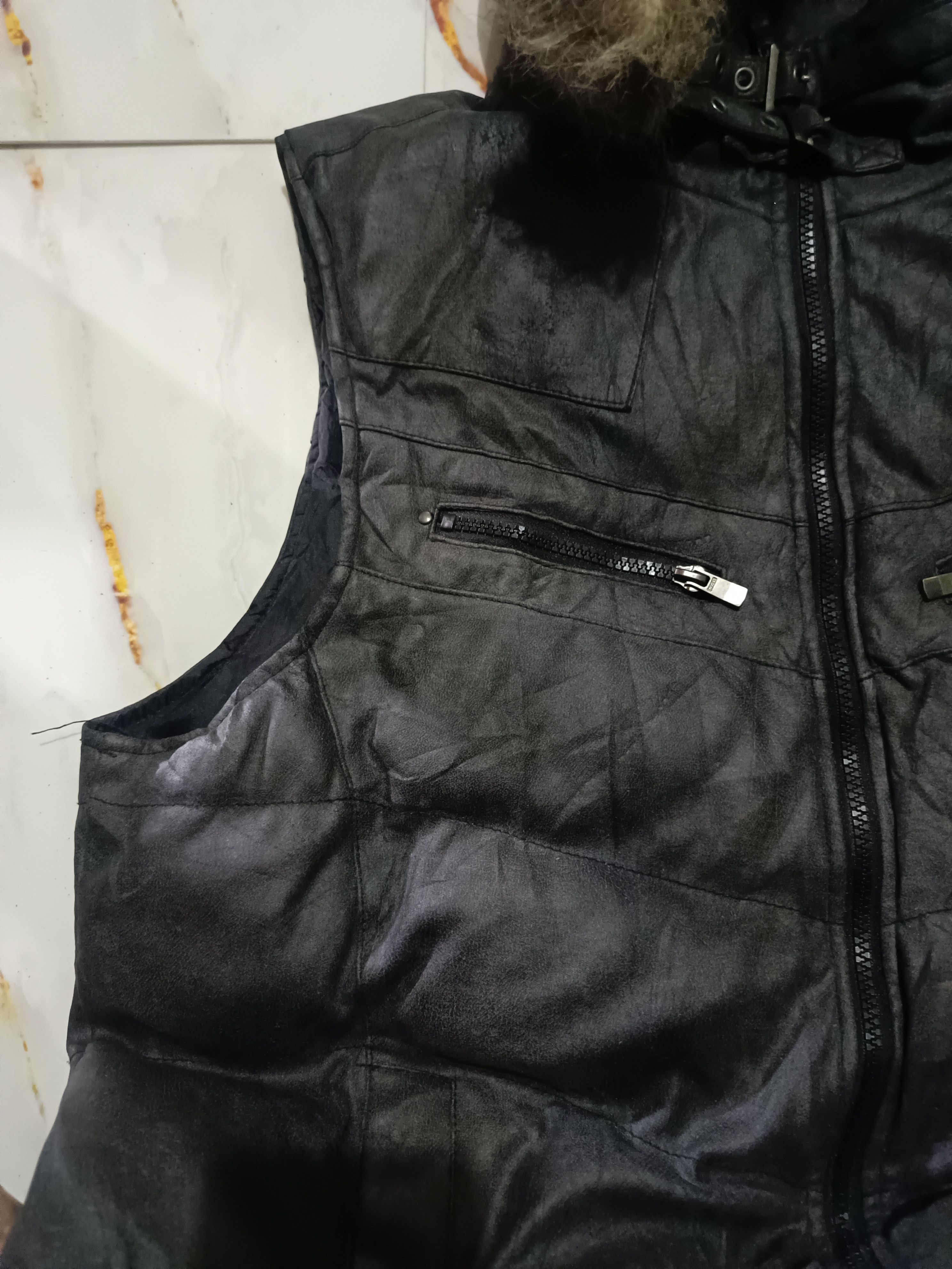 BUFFALO BOBS Japanese puffer fur vest hoodie removable Size US XL / EU 56 / 4 - 5 Thumbnail