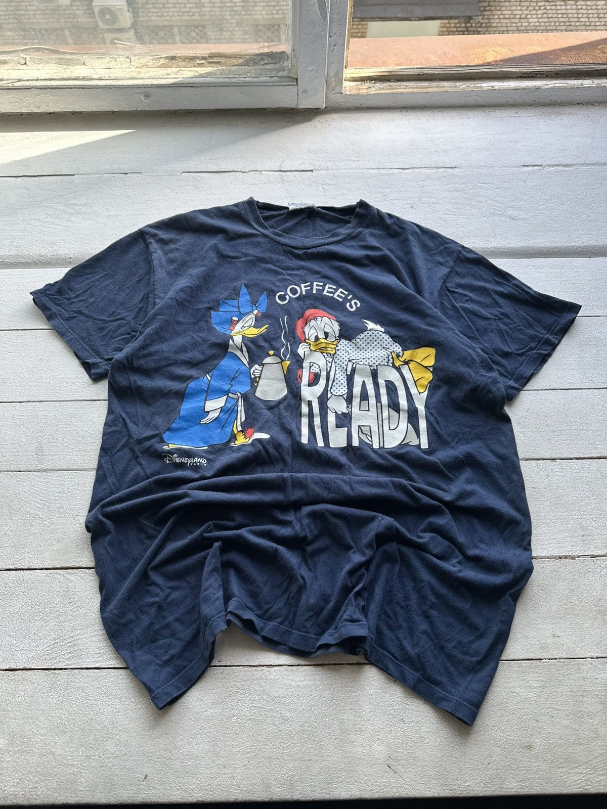 Disney 90s🚨RARE DISNEY DONALD DUCK BIG LOGO MADE IN ITALY Size XXL / US 16-18 / IT 52-54 - 1 Thumbnail