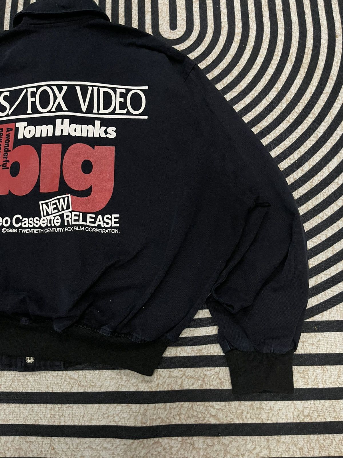 Vintage 80s TOM HANKS “BIG” MOVIE PROMO JACKET CBS/FOX RARE Size US L / EU 52-54 / 3 - 11 Thumbnail